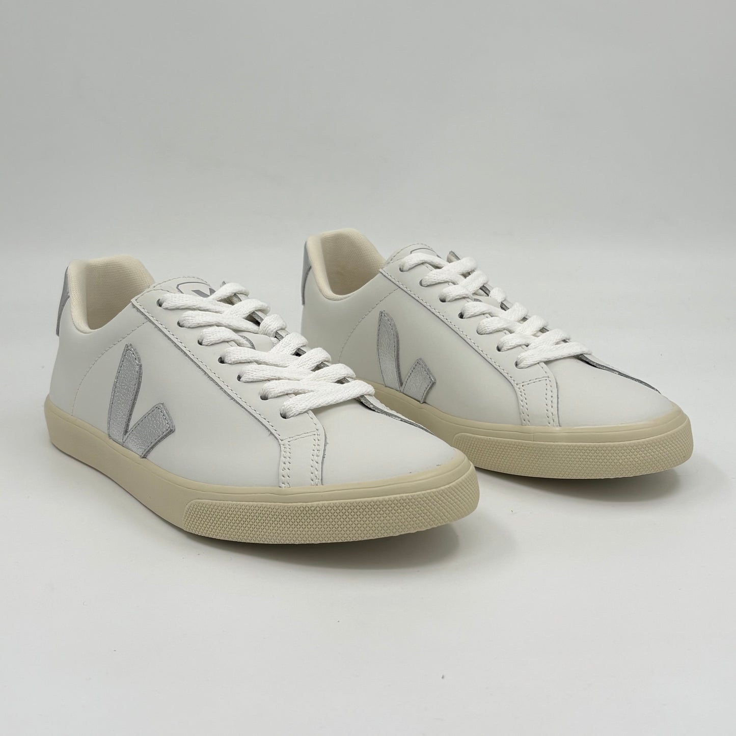 Veja Esplar Silver