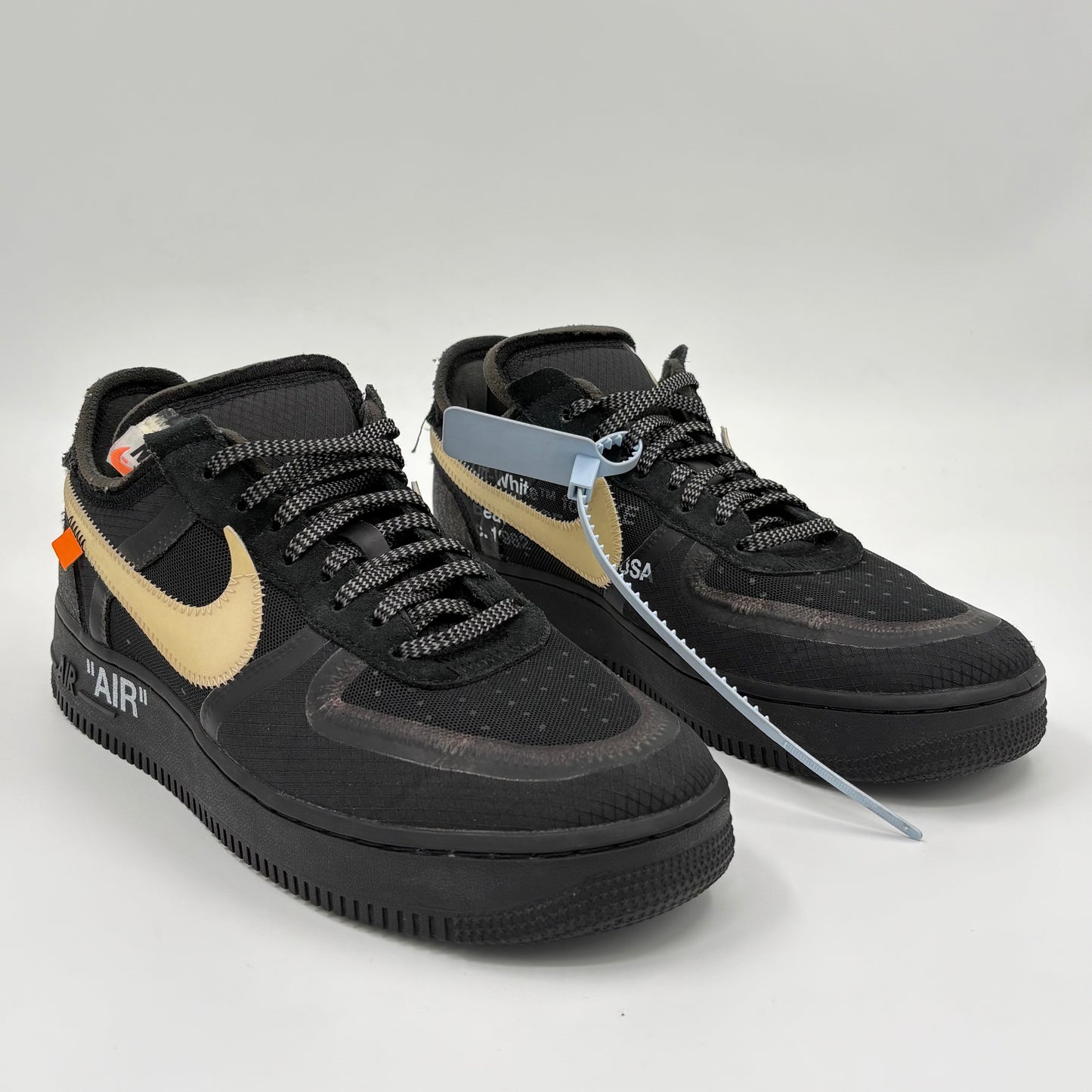 Nike Air Force 1 Low
Off-White Black White (Pre-owned condition 7/10)