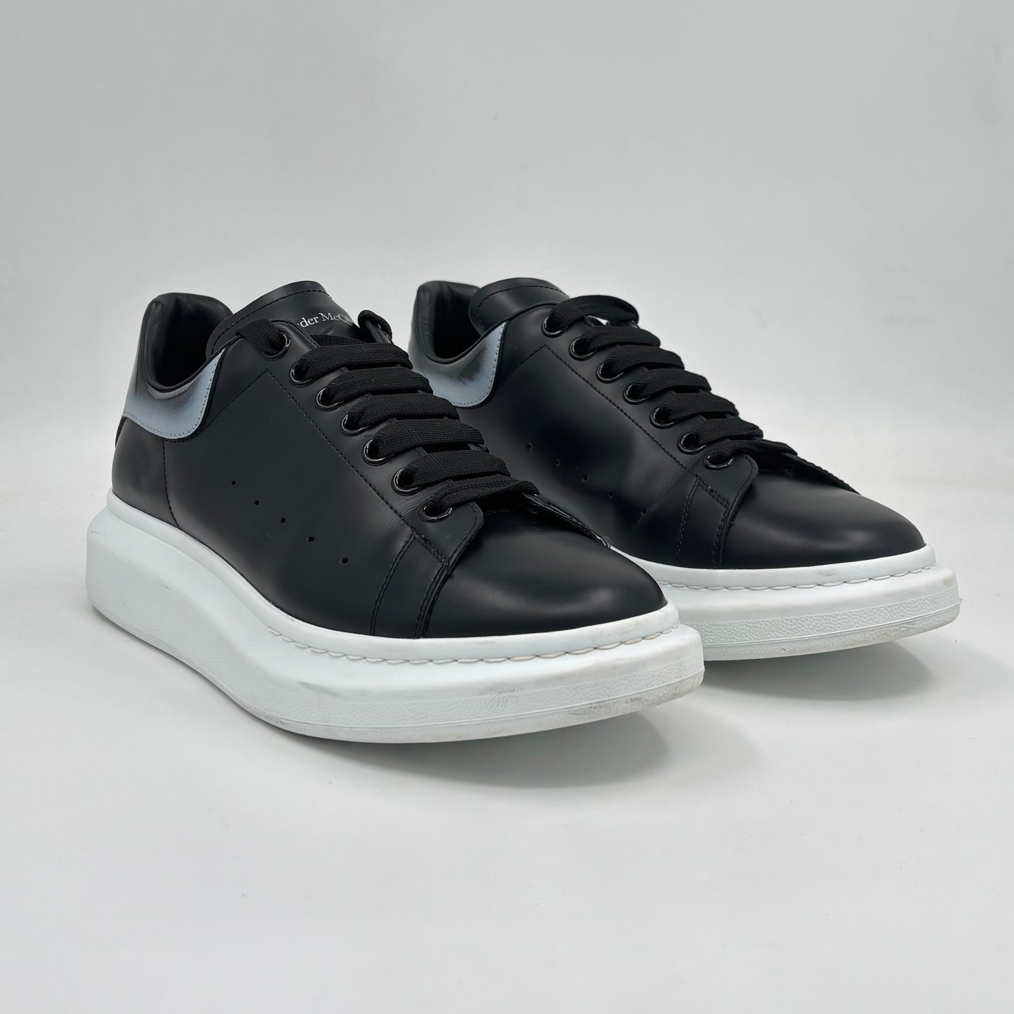 Alexander McQueen Oversized (Pre-owned 8/10)