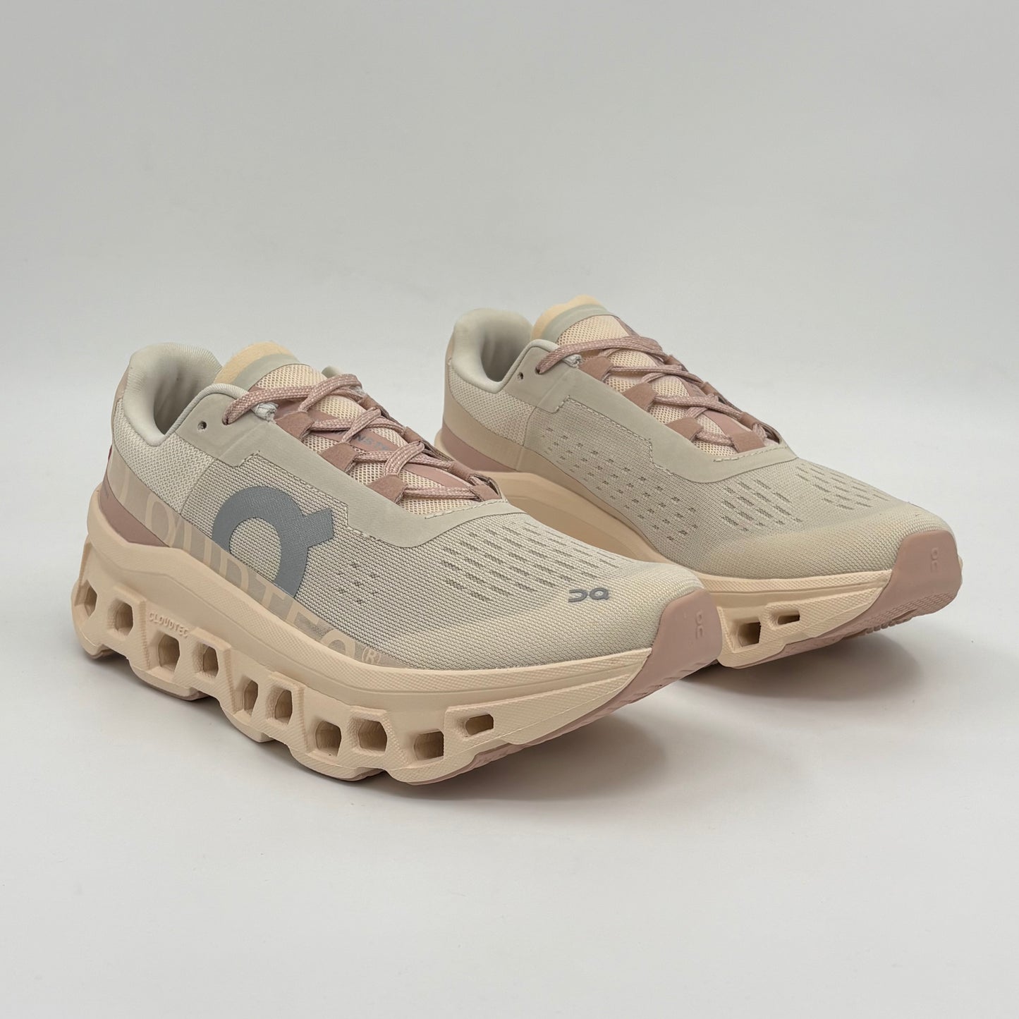 On Running Cloudmonster Moon Fawn