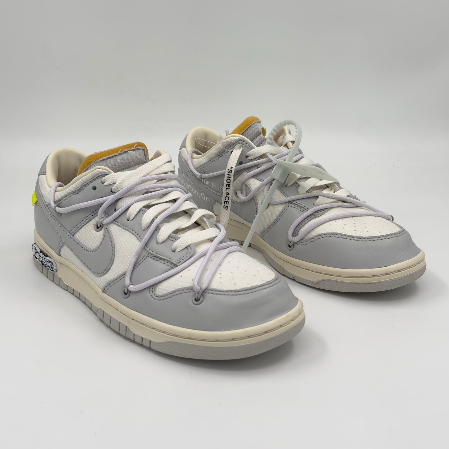 Nike Dunk Low
Off-White Lot 49