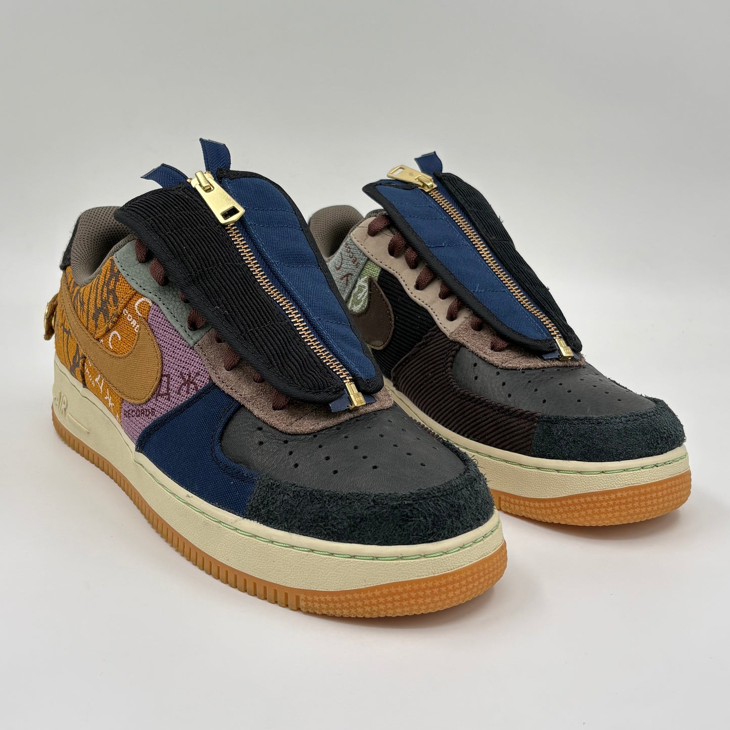 Nike Air Force 1 Low
Travis Scott Cactus Jack (Pre-owned condition 9/10)