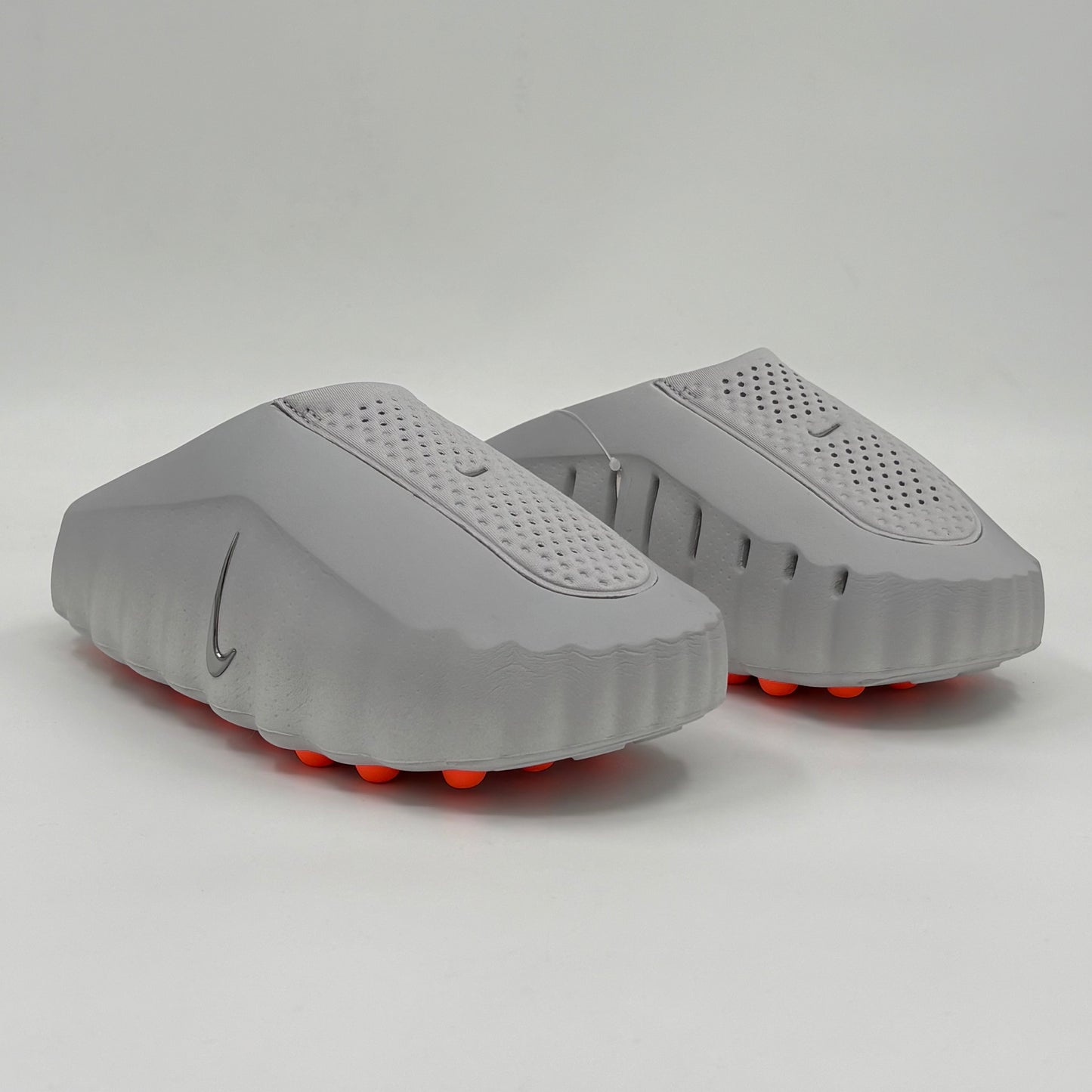Nike Mind 001 Slide
Light Smoke Grey
