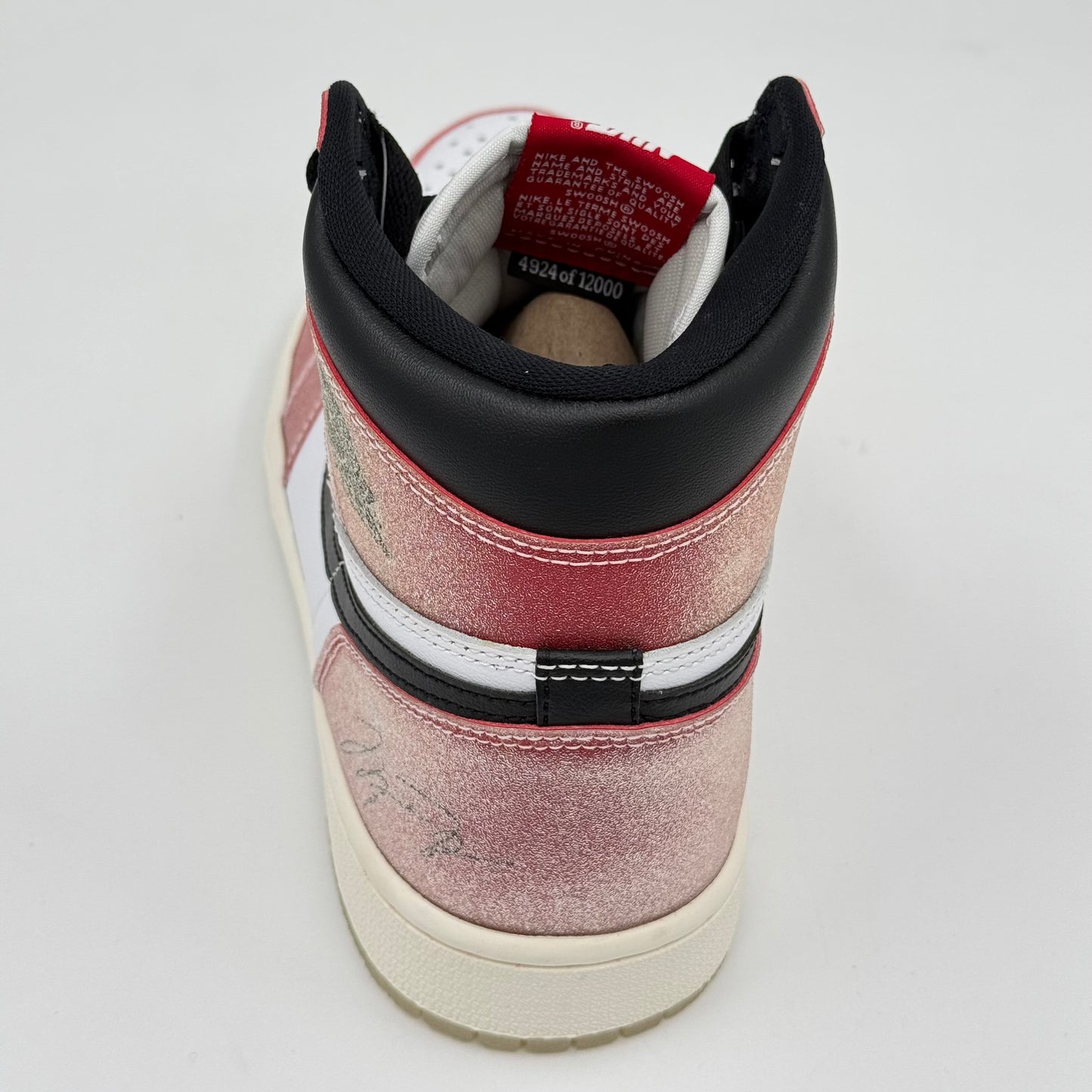 Jordan 1 Retro High
Trophy Room Chicago