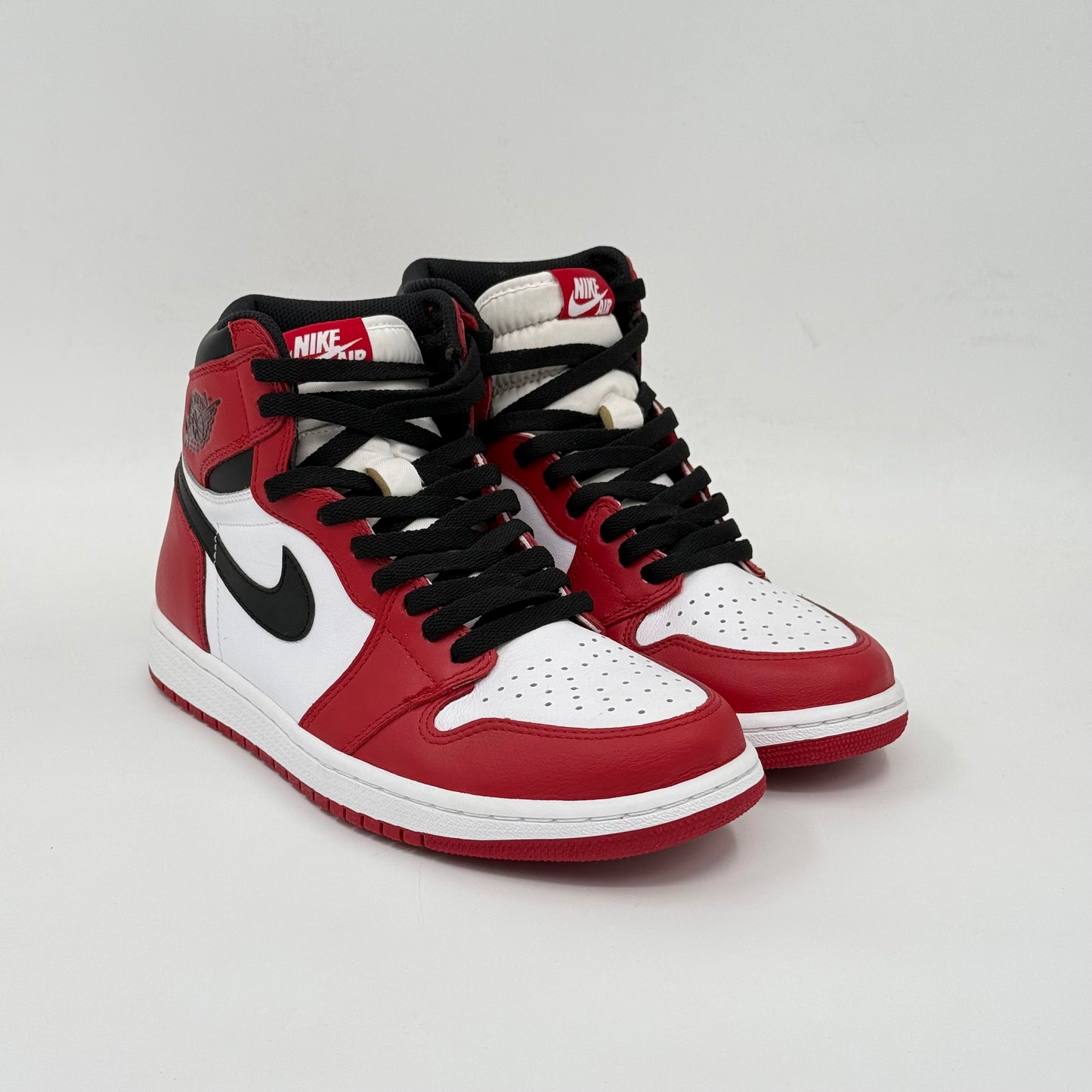 Jordan 1 Retro
Chicago (2015)