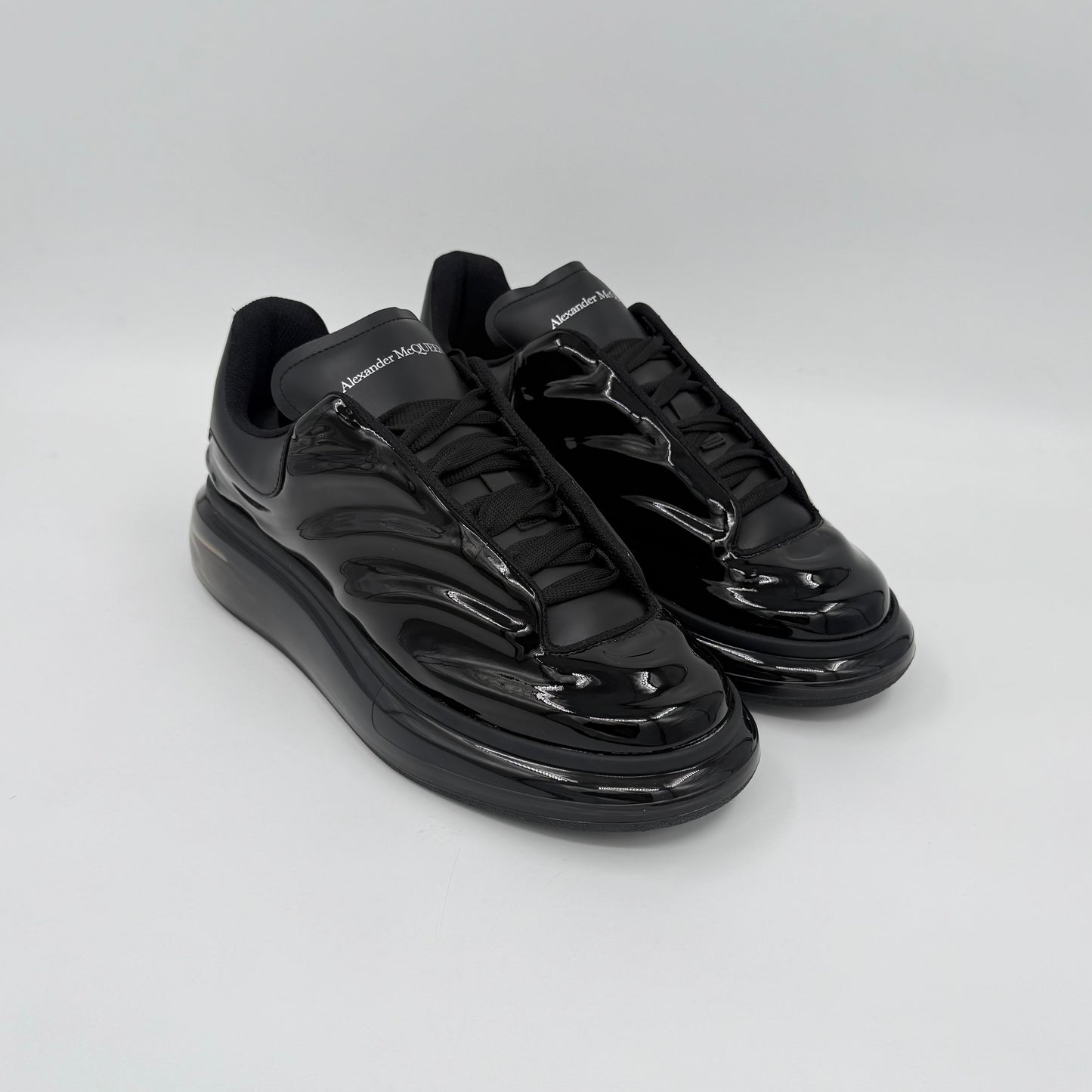 Alexander McQueen Oversized
Black Lux Gloss