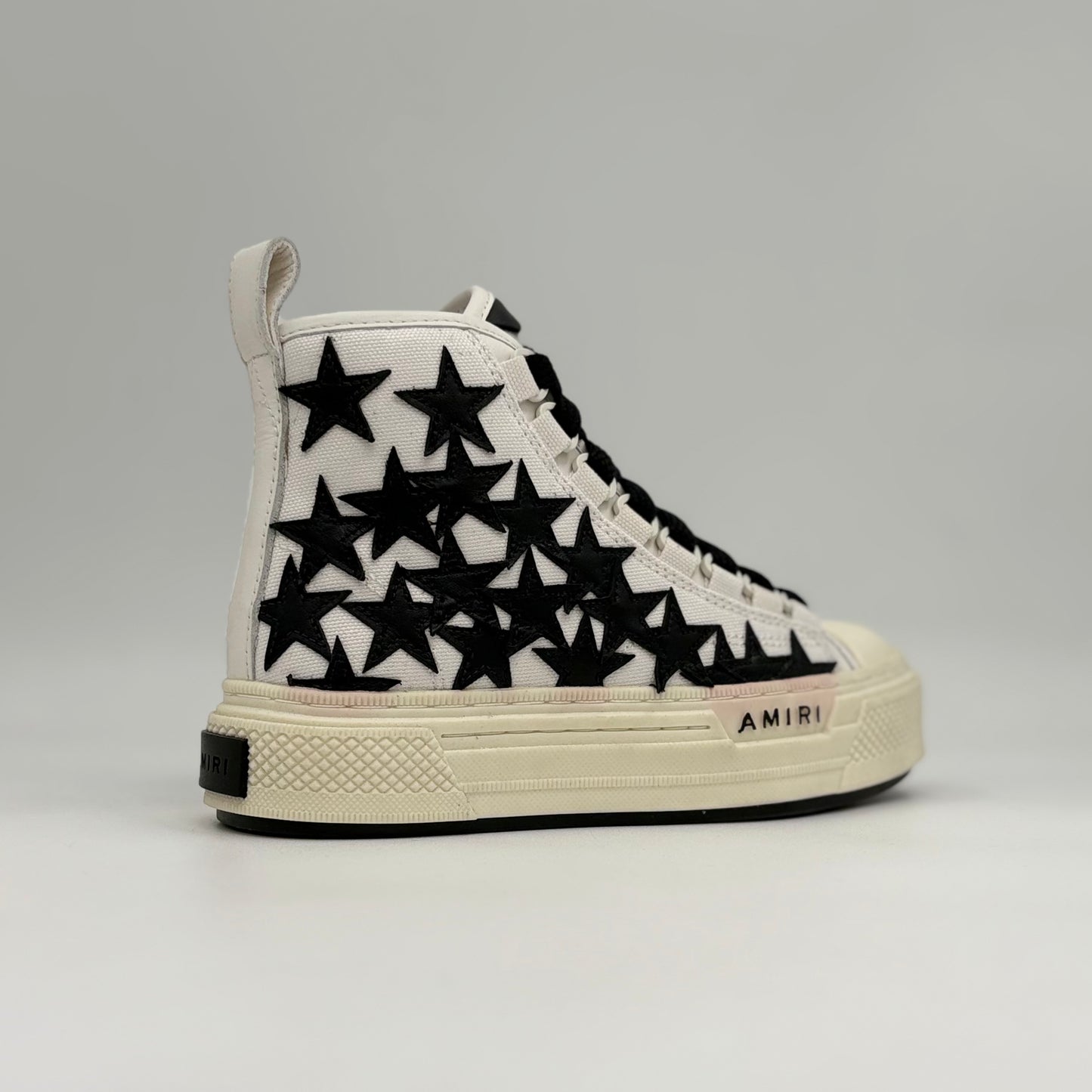 Amiri Stars Court High