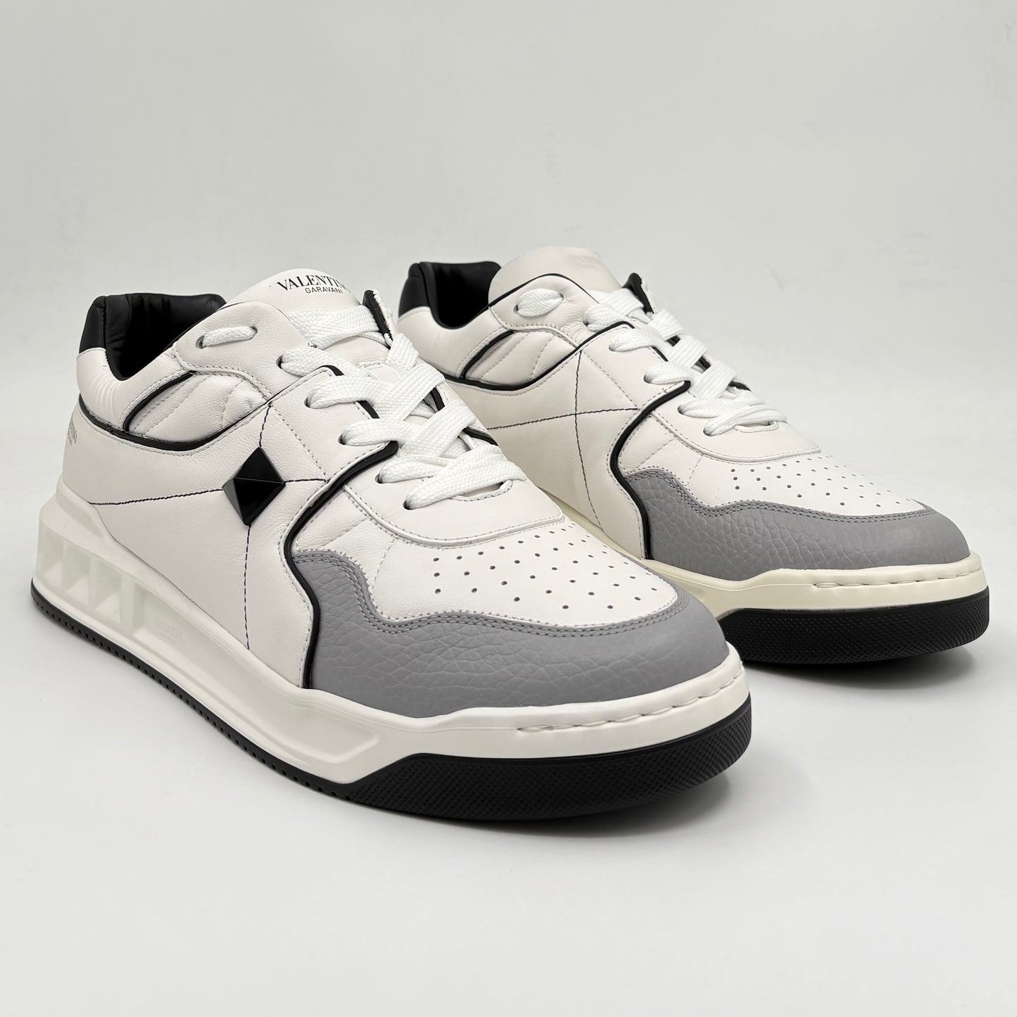 Valentino Garavani One Stud