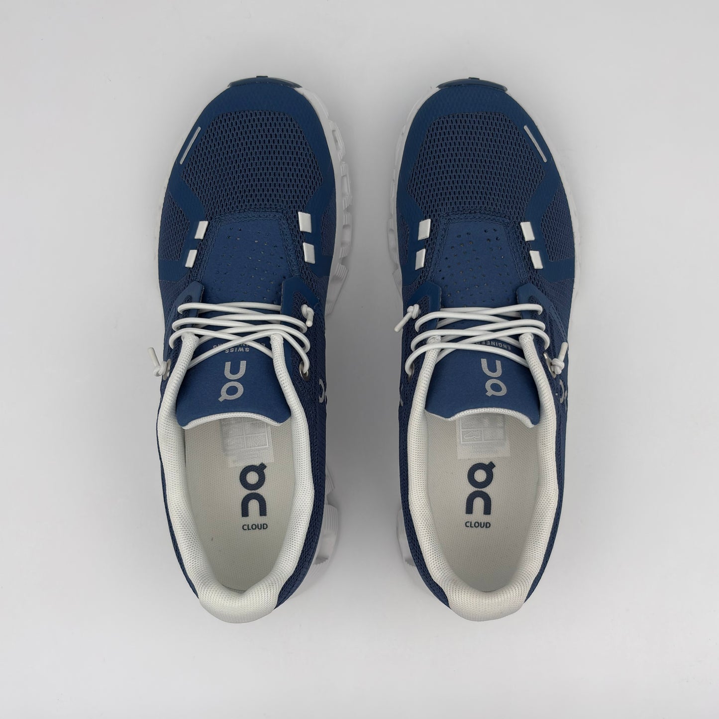 On Running Cloud 5 Denim White