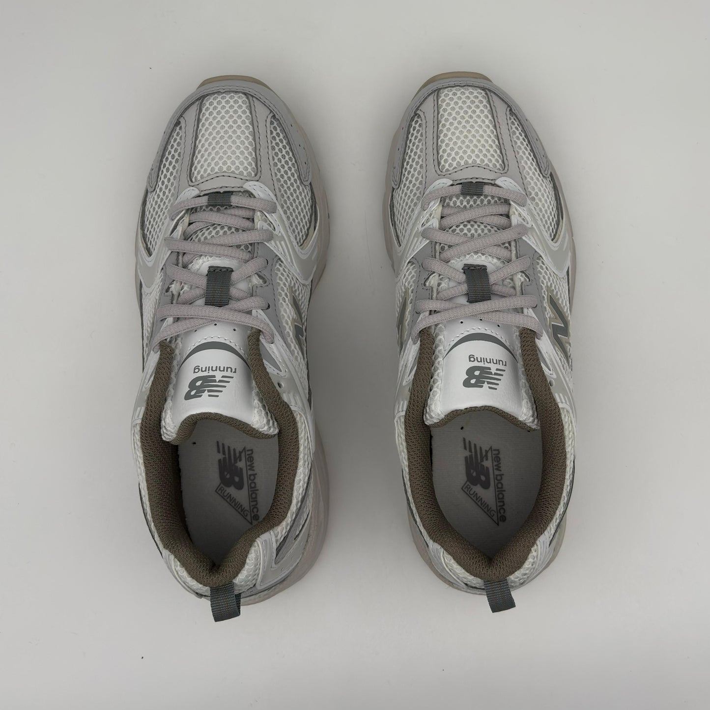 New Balance 530
Grey Matter Moonbeam