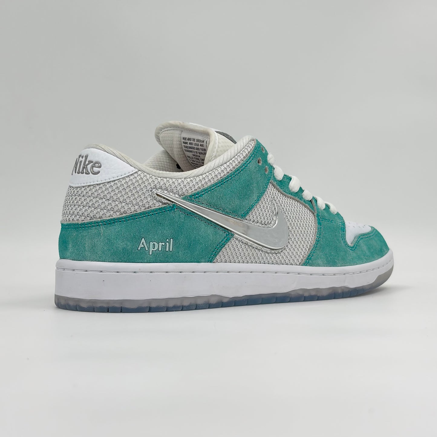 Nike SB Dunk Low Pro April