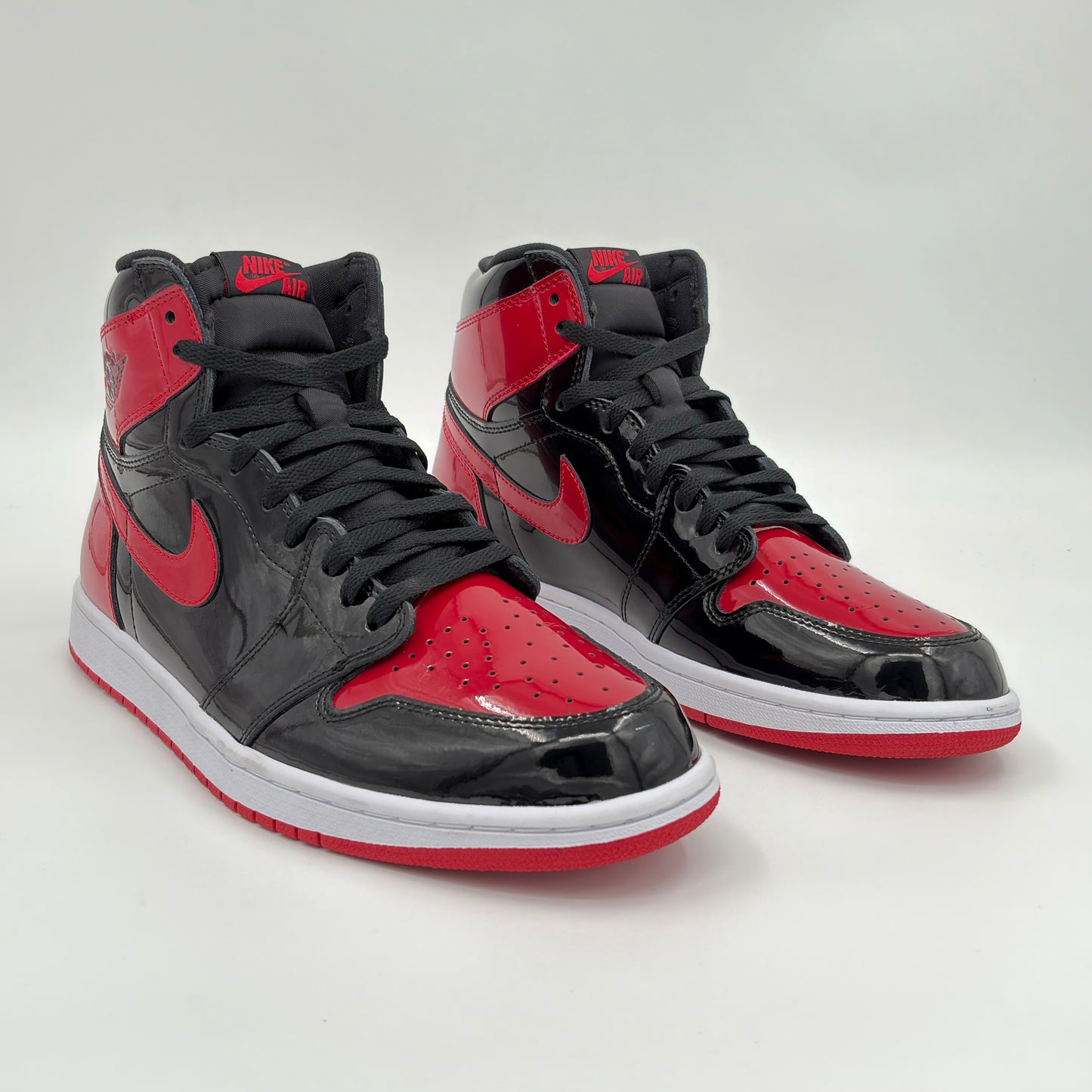 Air Jordan 1 Retro High OG Patent Bred