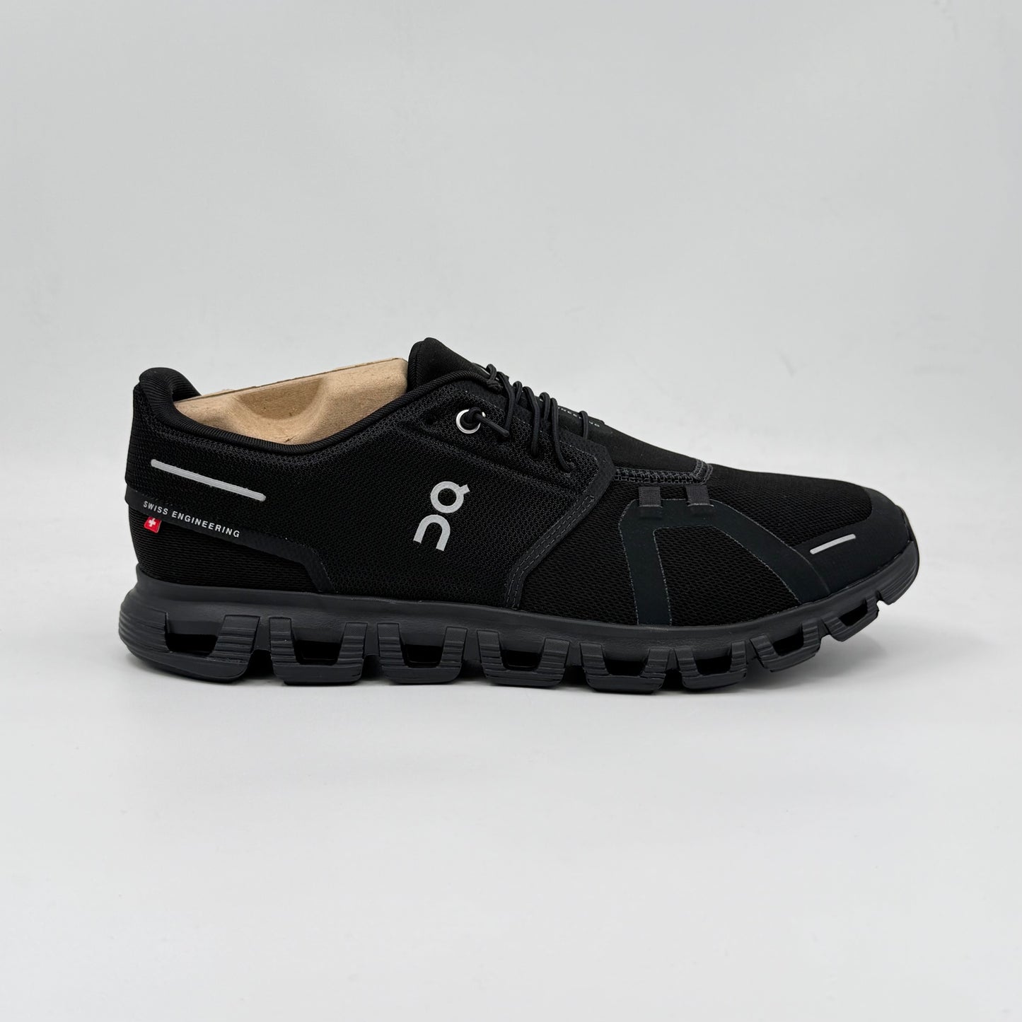 Cloud 6 Black Black