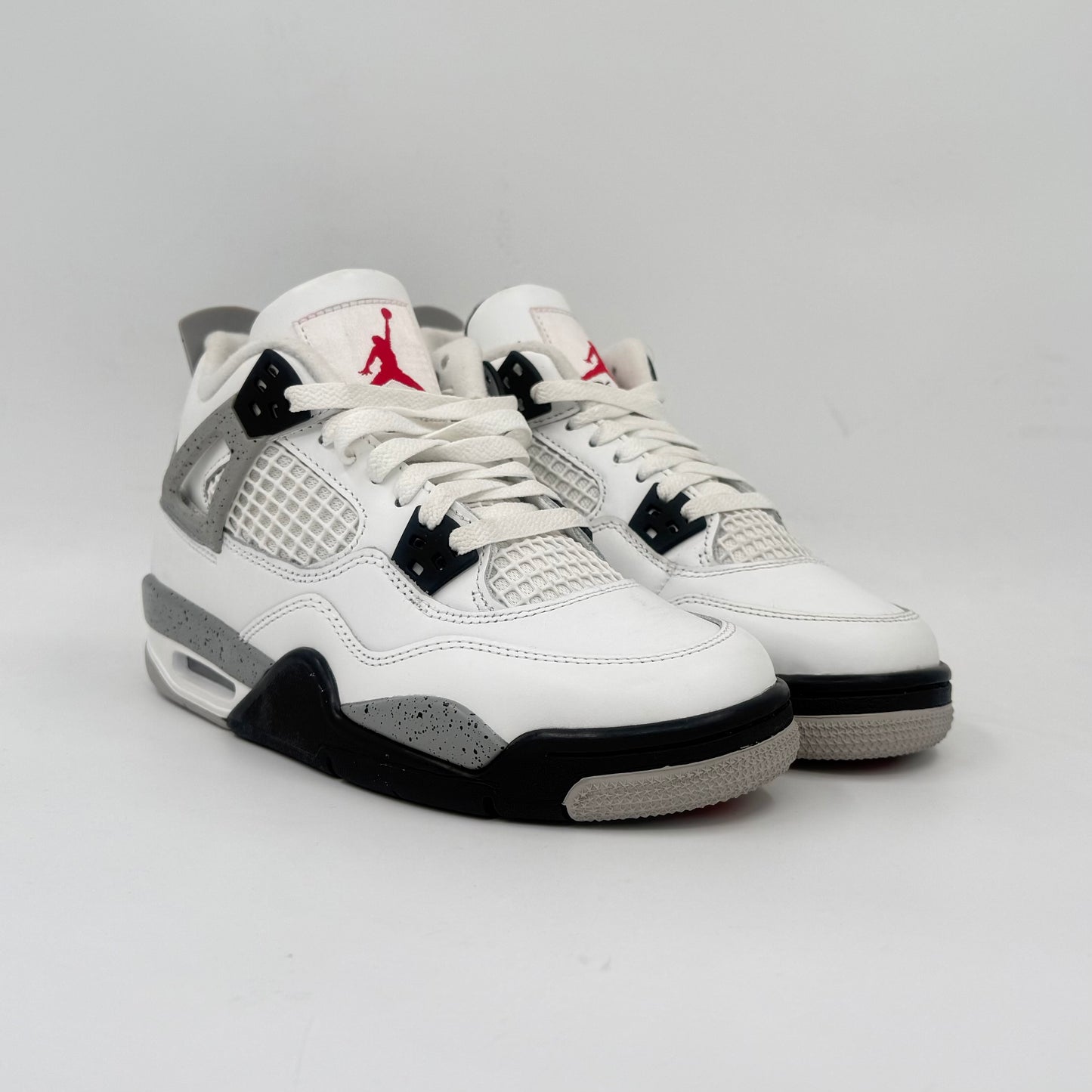Jordan 4 Retro
White Cement (2025) (GS)