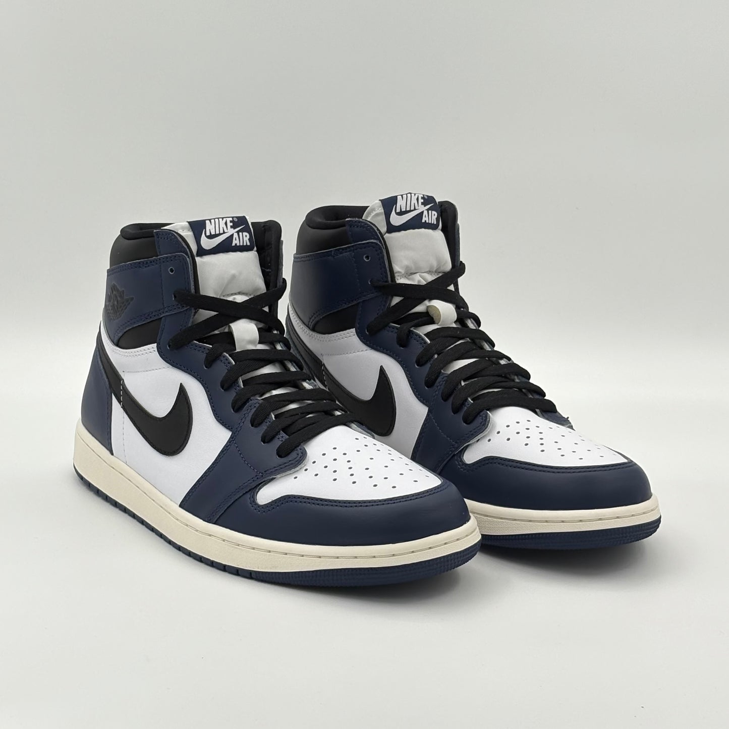 Air Jordan 1 Retro High OG Midnight Navy