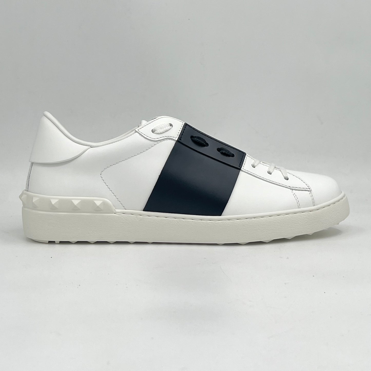 VALENTINO GARAVANI ONE STUD