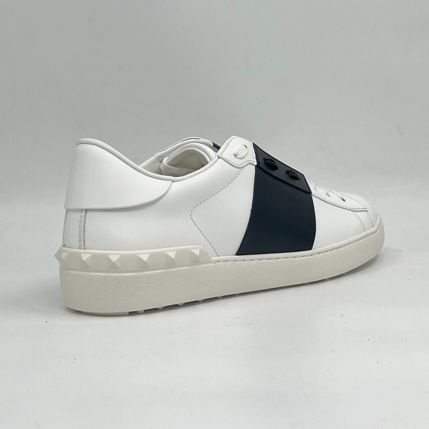 VALENTINO GARAVANI ONE STUD