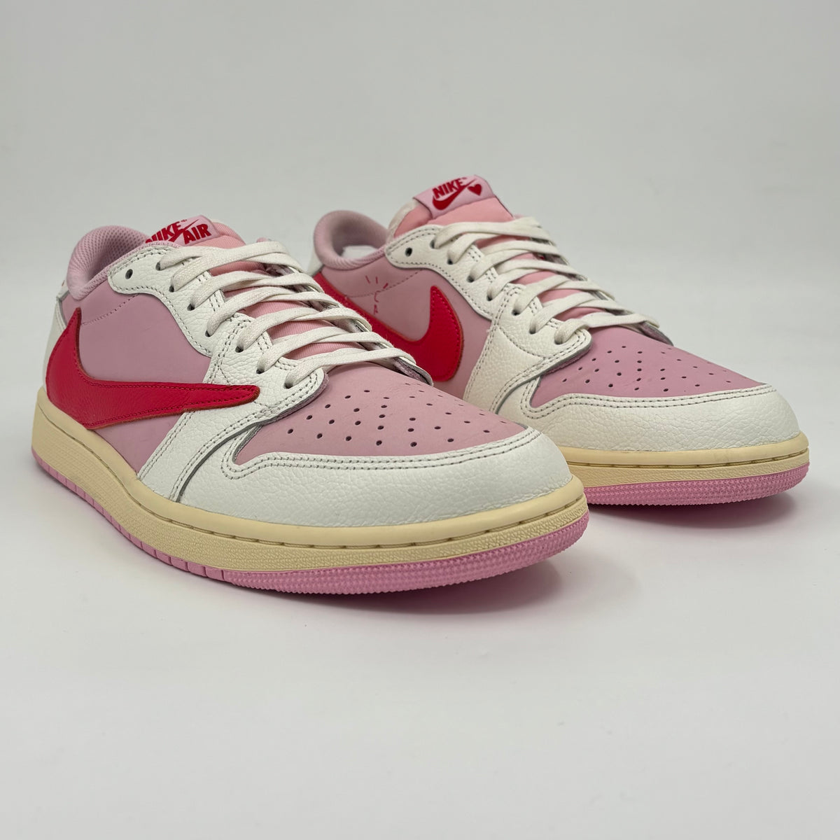 Air Jordan 1 Low x Travis Scott "Sail Tropical Pink" (Pre-owned 9/10)