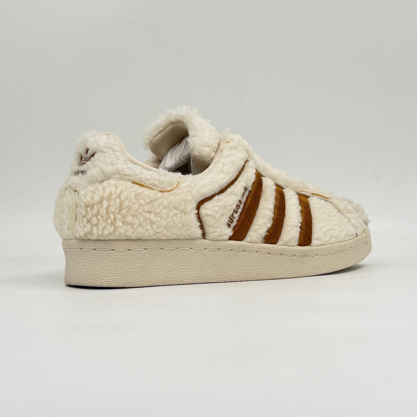 Adidas Superstar Concha Vainilla (Pre-owned 10/10 No box)