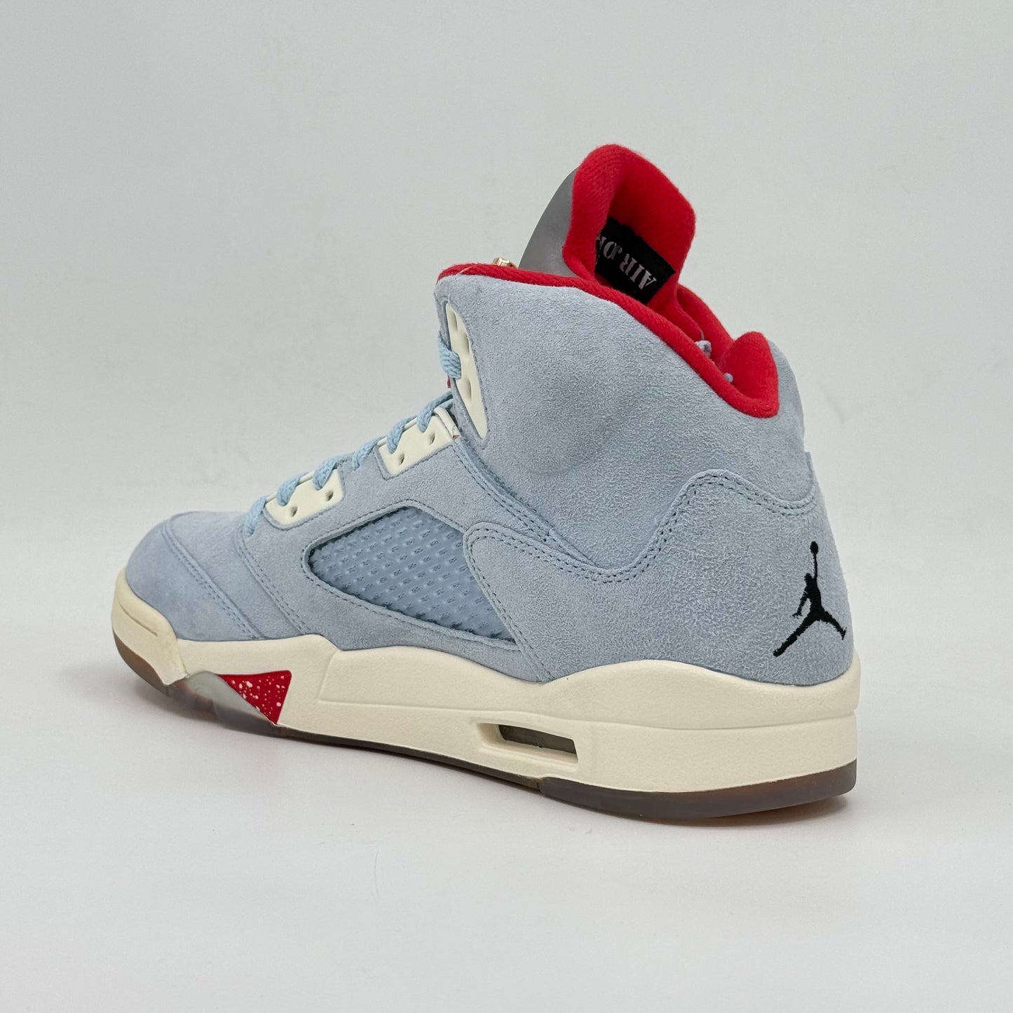 Jordan 5 Retro
Trophy Room Ice