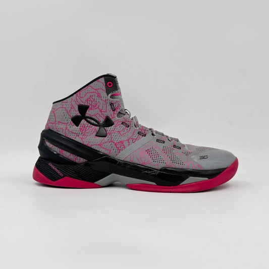 UA Curry 2
Mothers Day                               (Pre-owned condition 9/10 No Box)