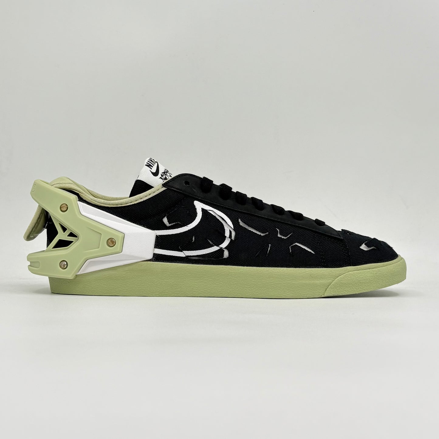 Nike Blazer Low Acronym