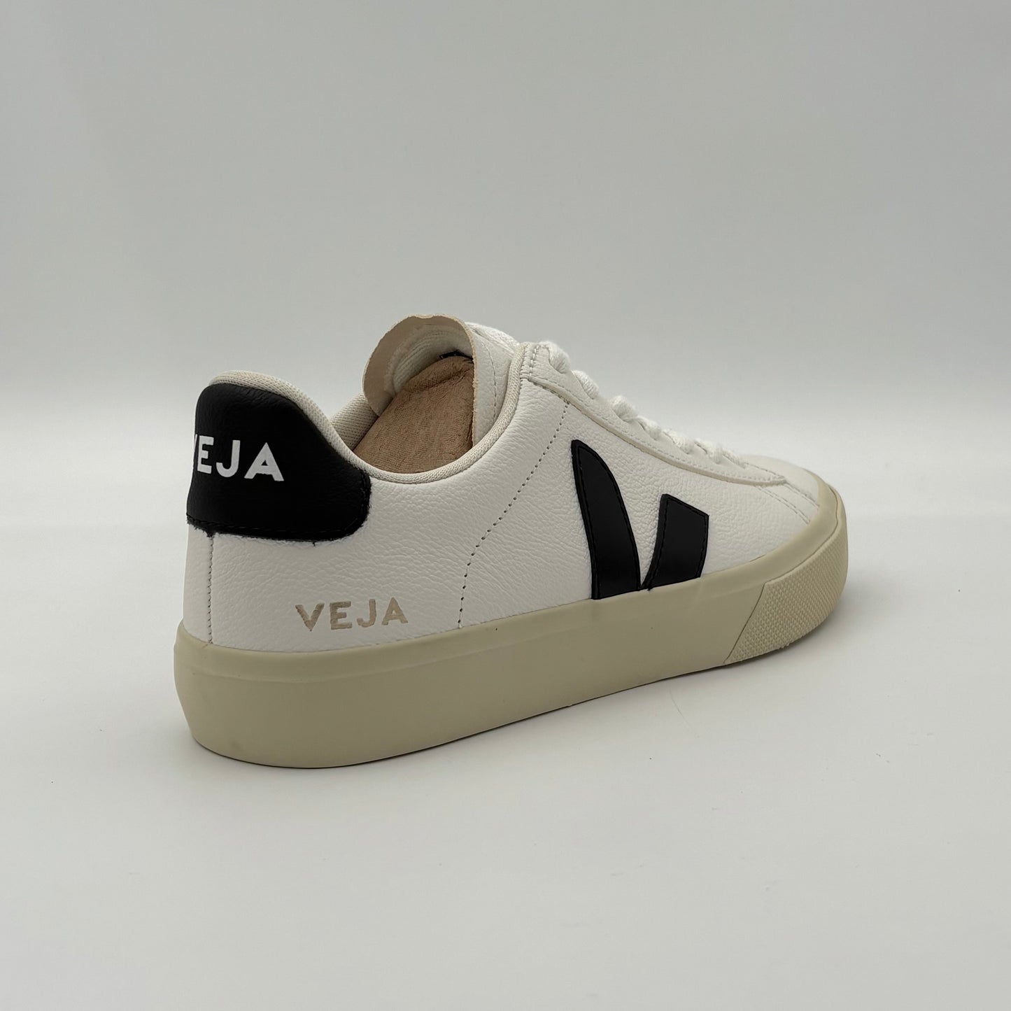 Veja Campo Low Chromefree White Black