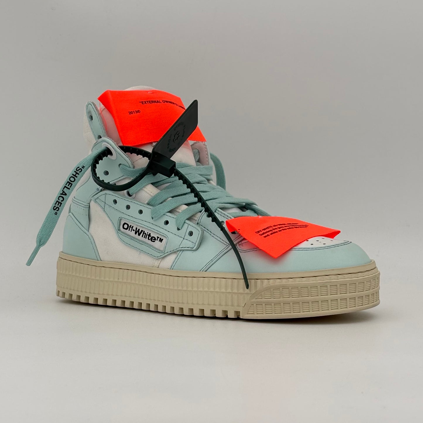 Off White Off-Court 3.0 High
White Mint