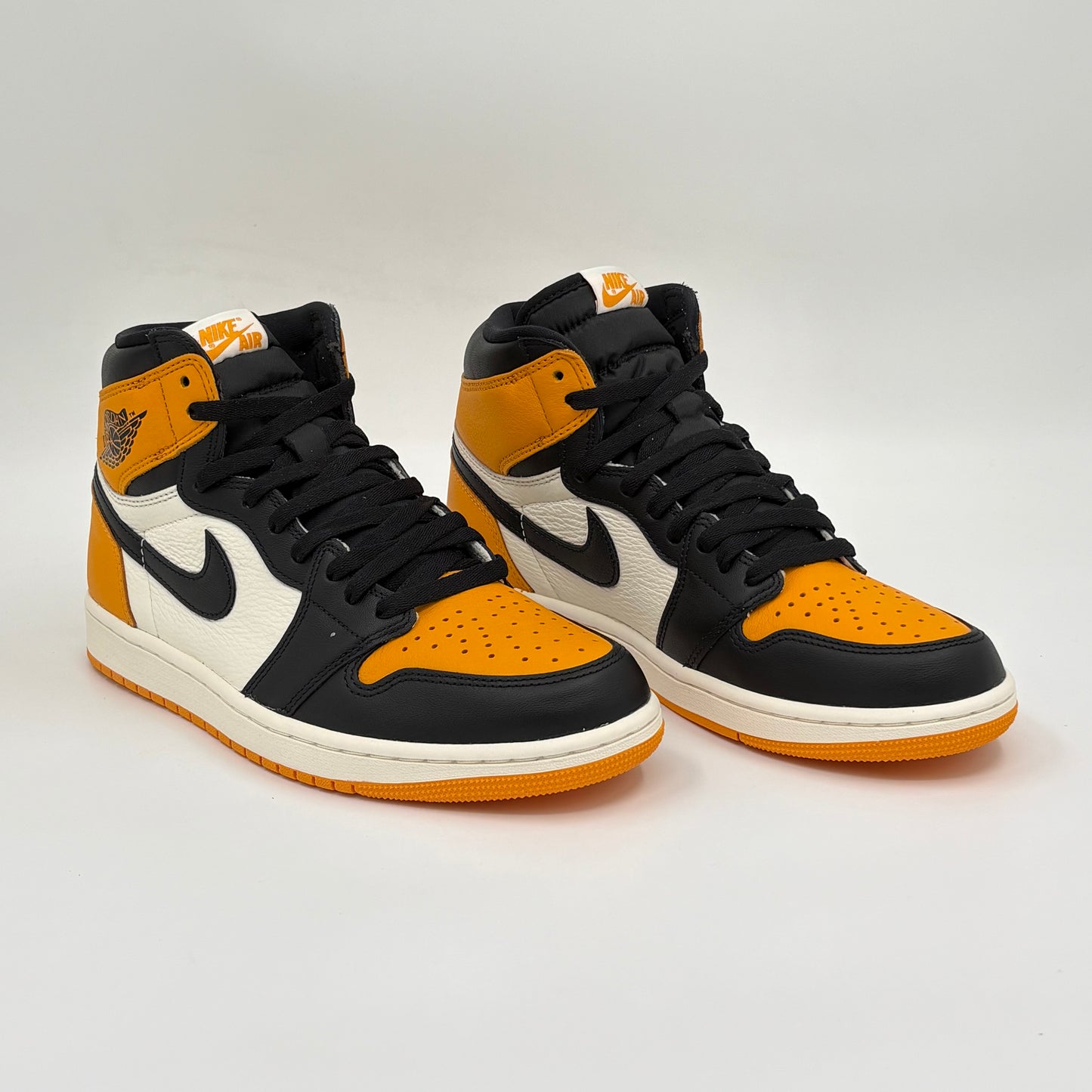 Air Jordan 1 Retro High OG "Taxi"