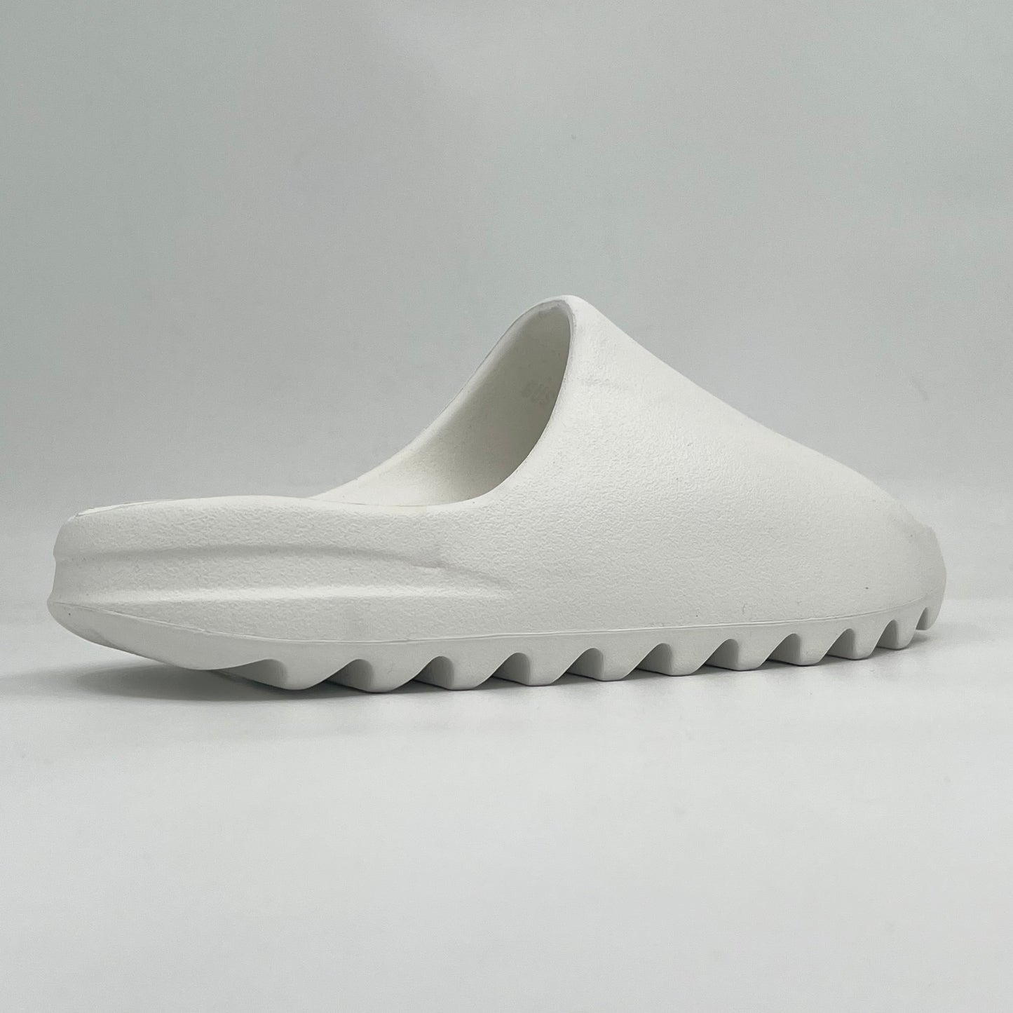 YZY YS-01 Blanco