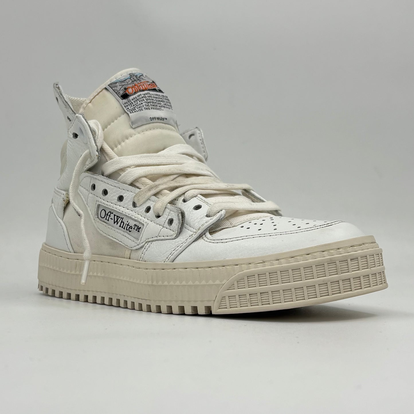 Off-White 3.0 Off Court White (Pre-owned 8.5/10 No box)