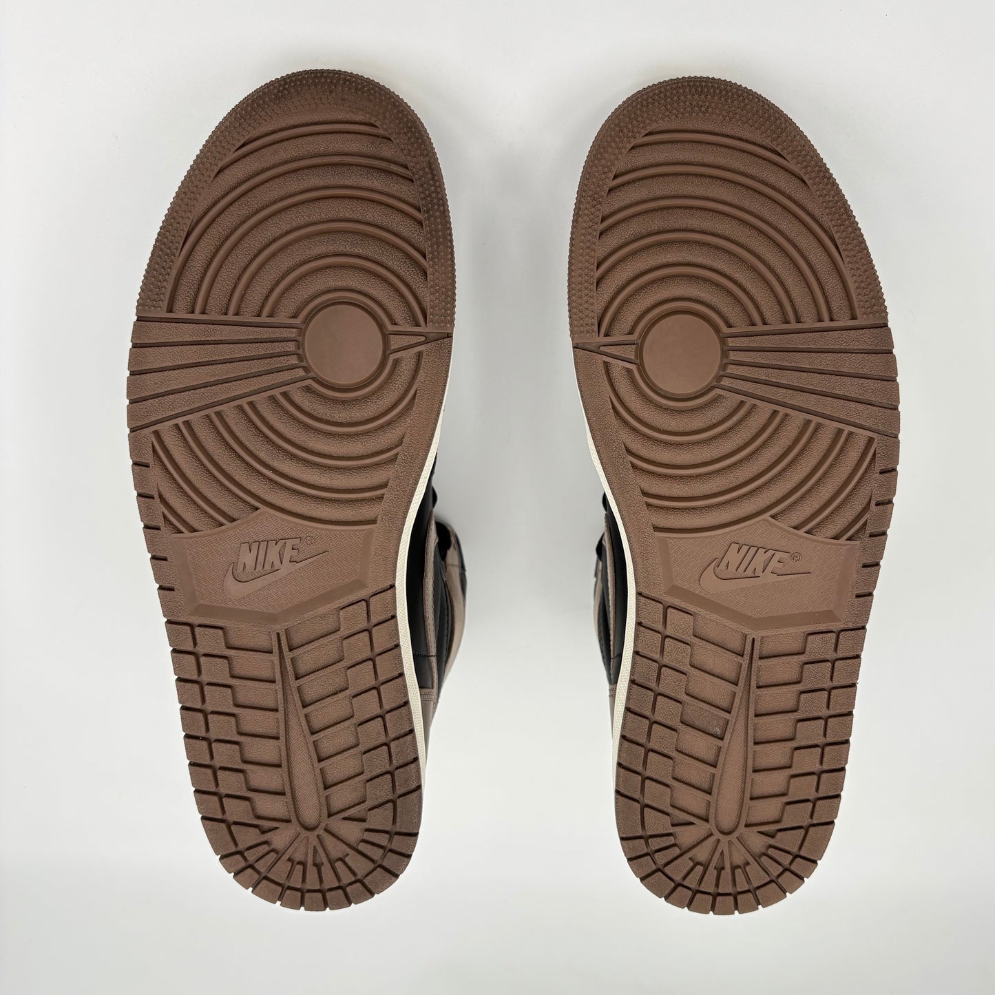 Air Jordan 1 High Retro OG Palomino Pre-owned