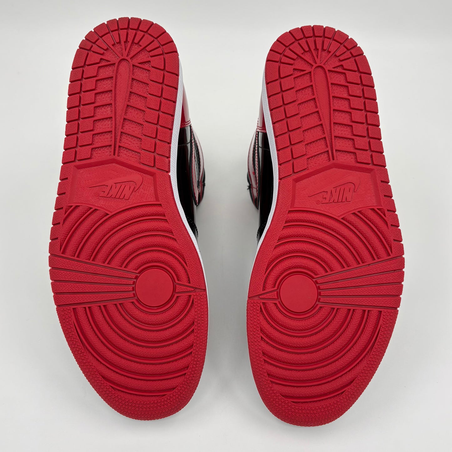 Air Jordan 1 Retro High OG Patent Bred