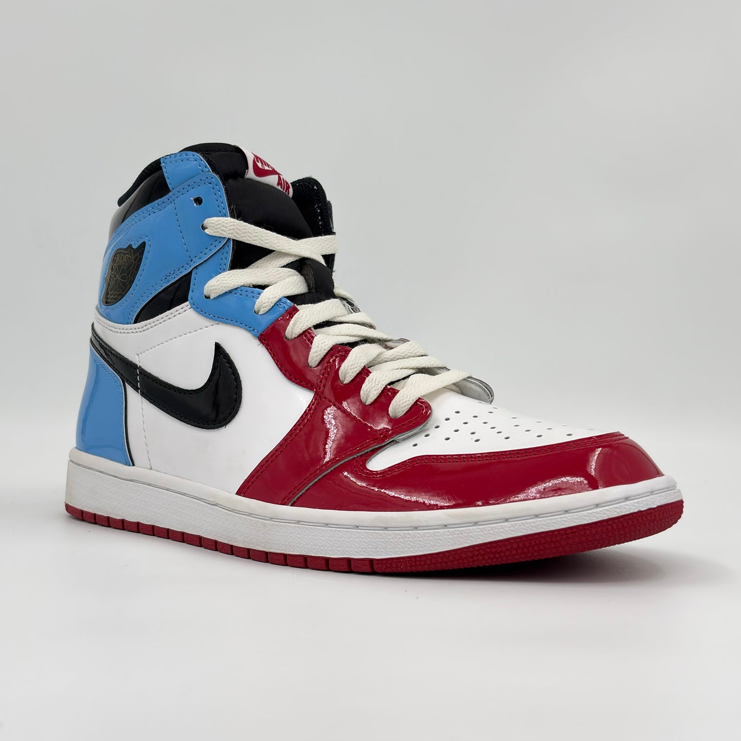 Air Jordan 1 Retro High OG Fearless Pre-owned