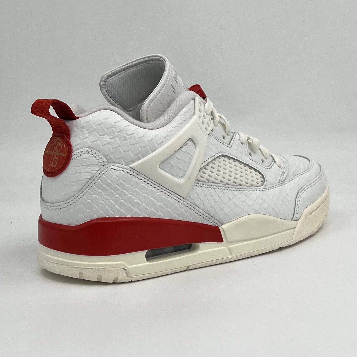 Jordan Spizike Low "El Vuelo"