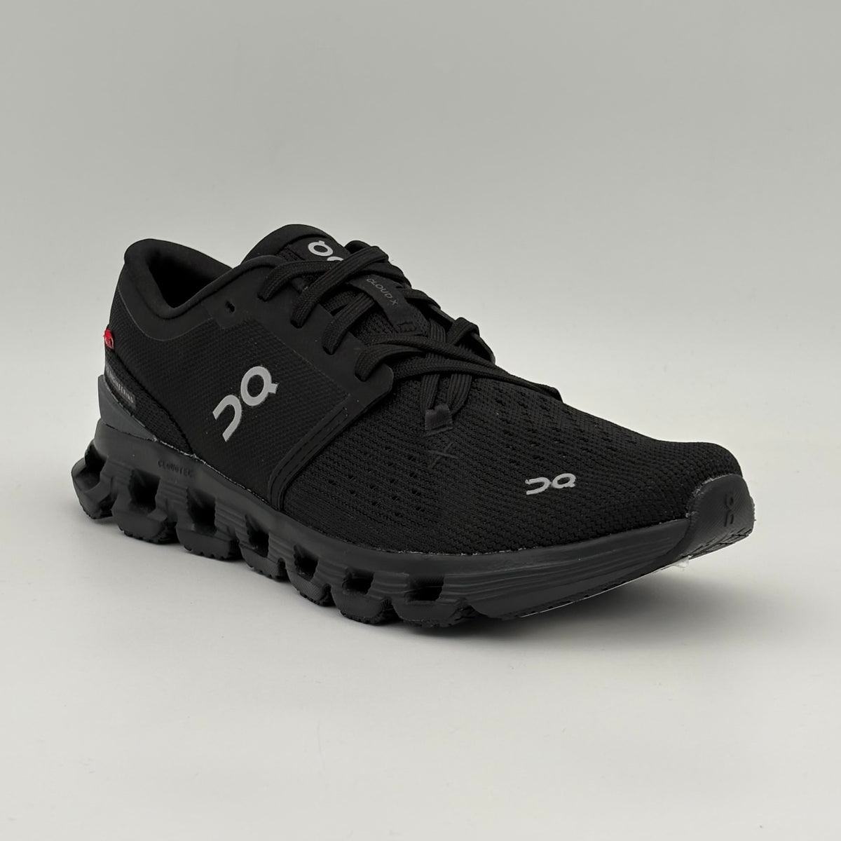 On Running Cloud X 4 Black Eclipse W