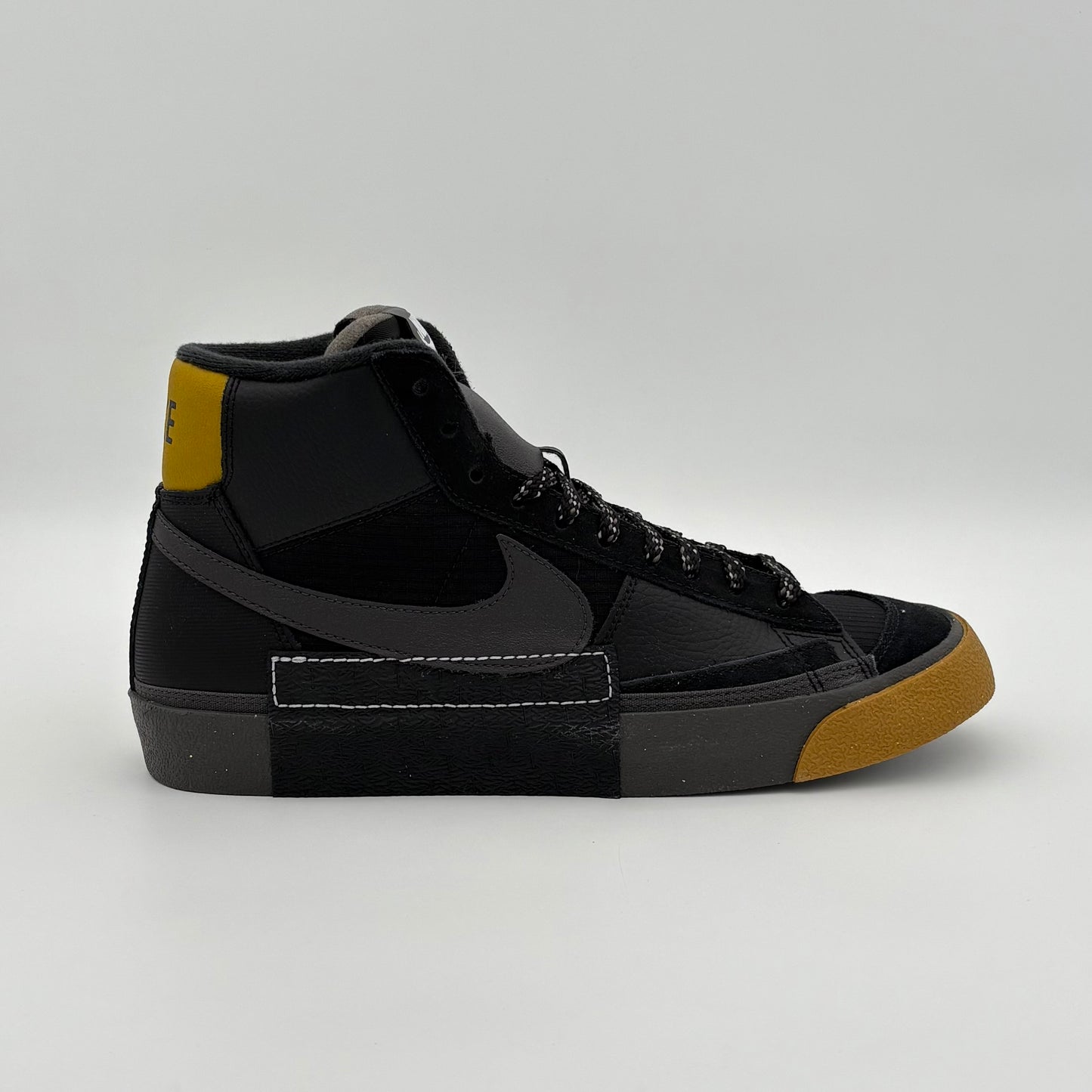 Nike Blazer Mid Pro Club