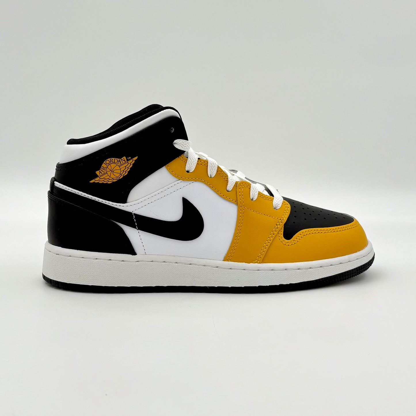 Jordan 1 Mid Yellow Ochre