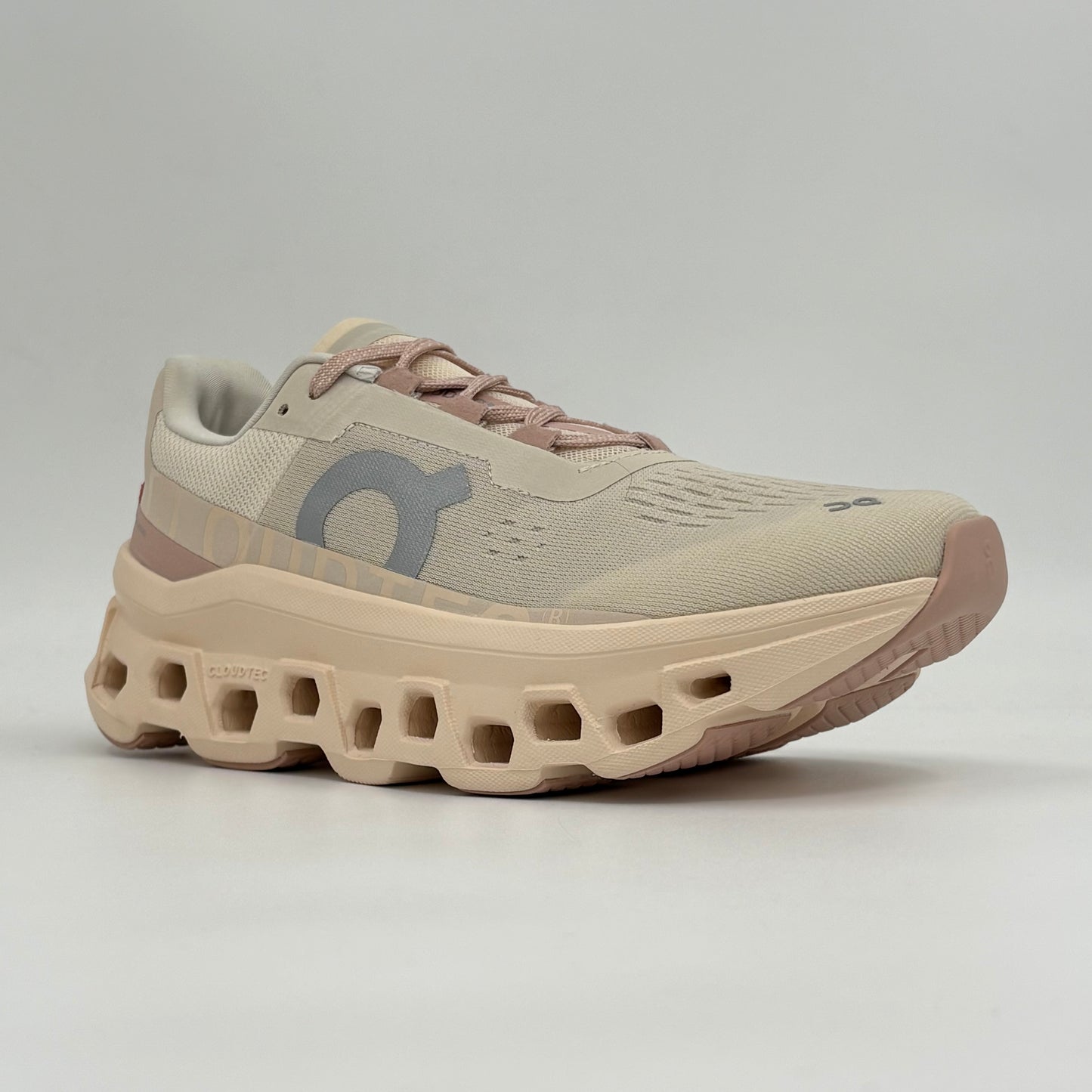 On Running Cloudmonster Moon Fawn