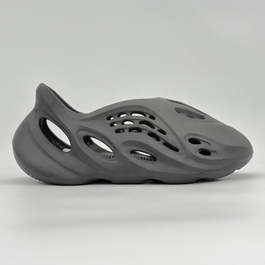 Adidas Yeezy Foam RNR Onyx