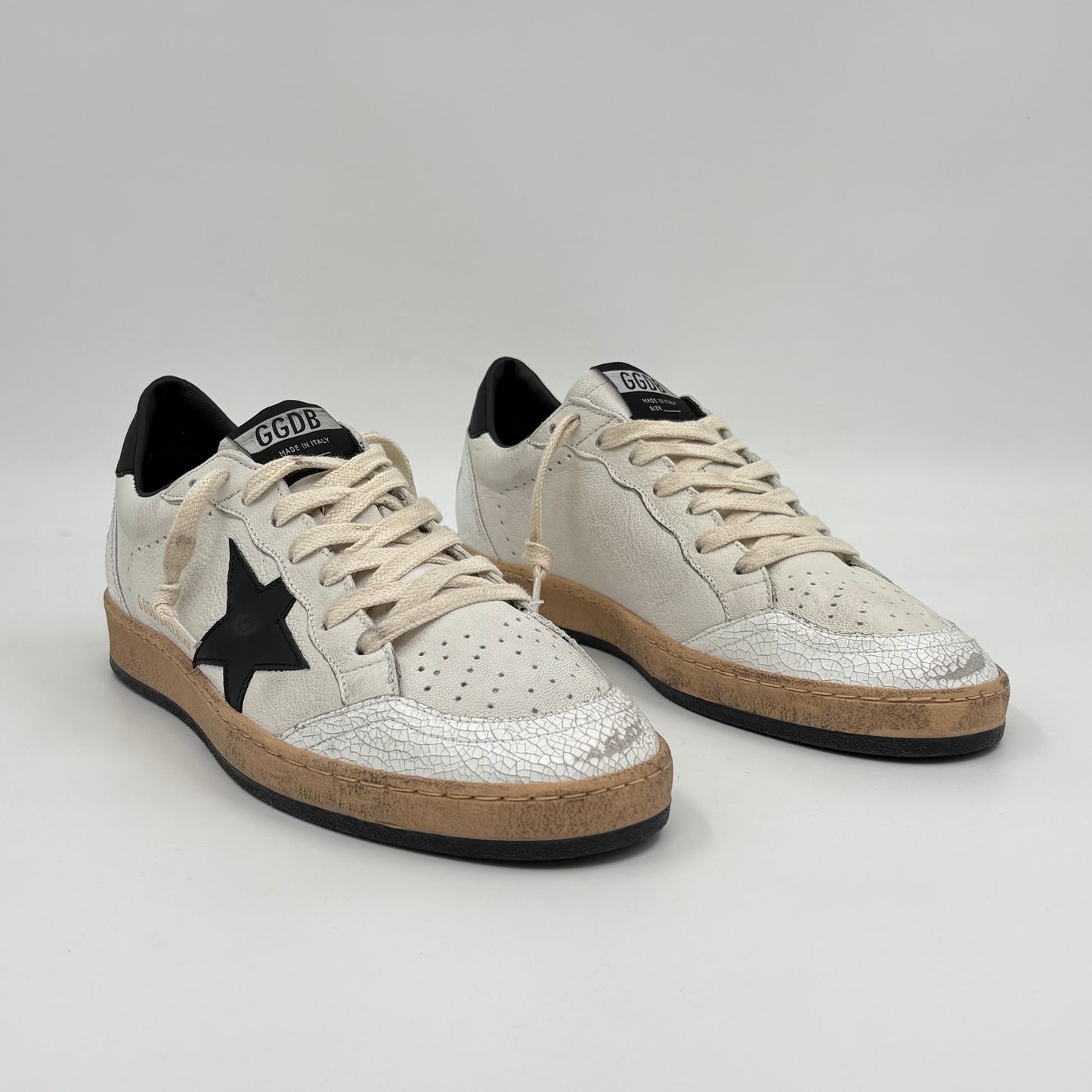 Golden Goose Ball Star Black
