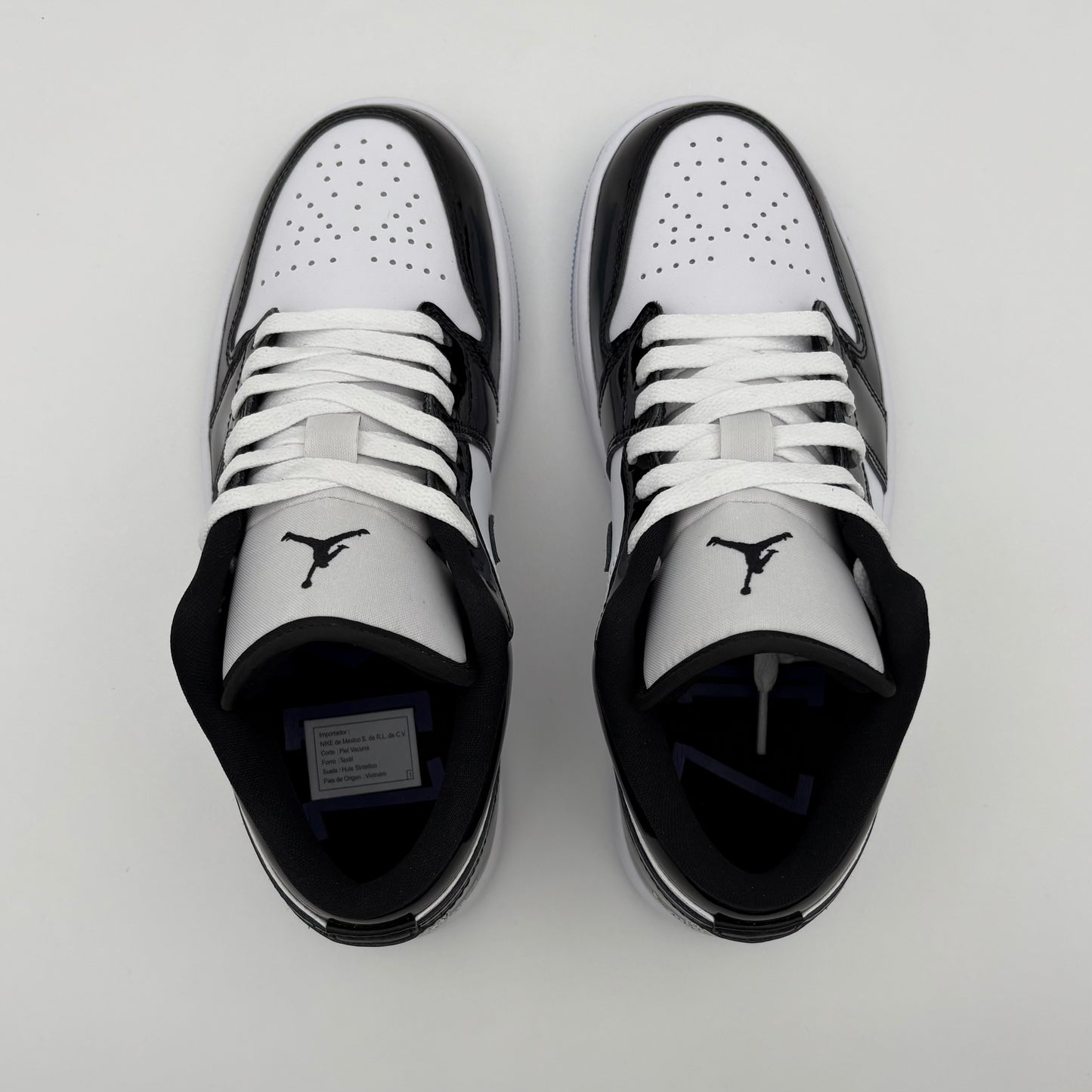 Jordan 1 Low SE Concord