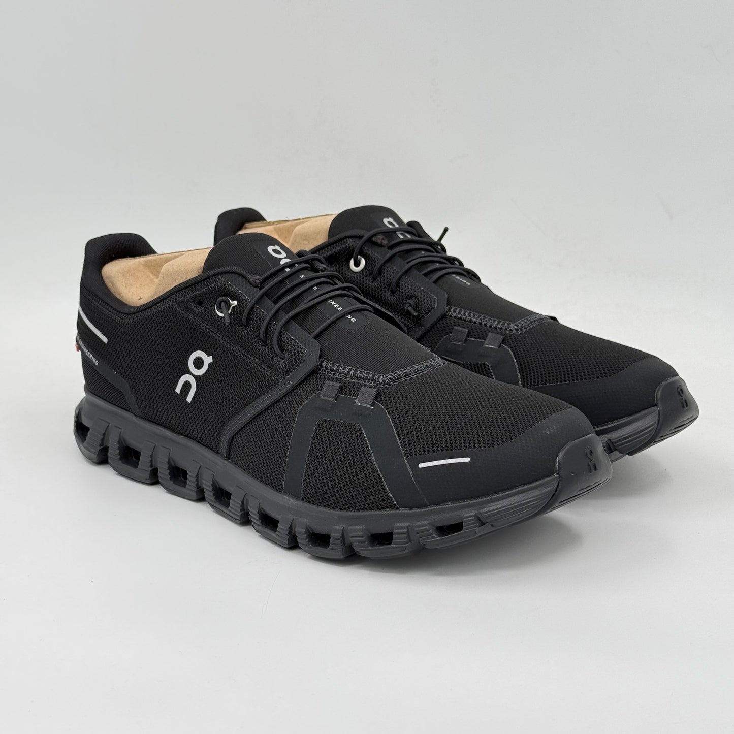 Cloud 6 Black Black