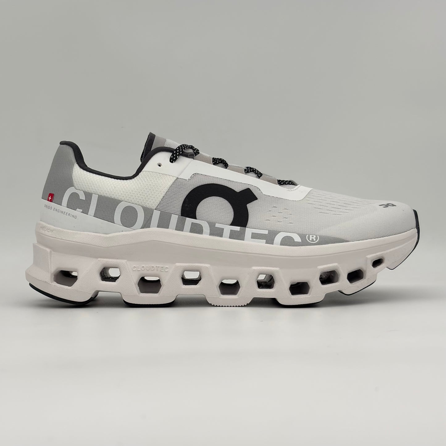 On Running Cloudmonater All White