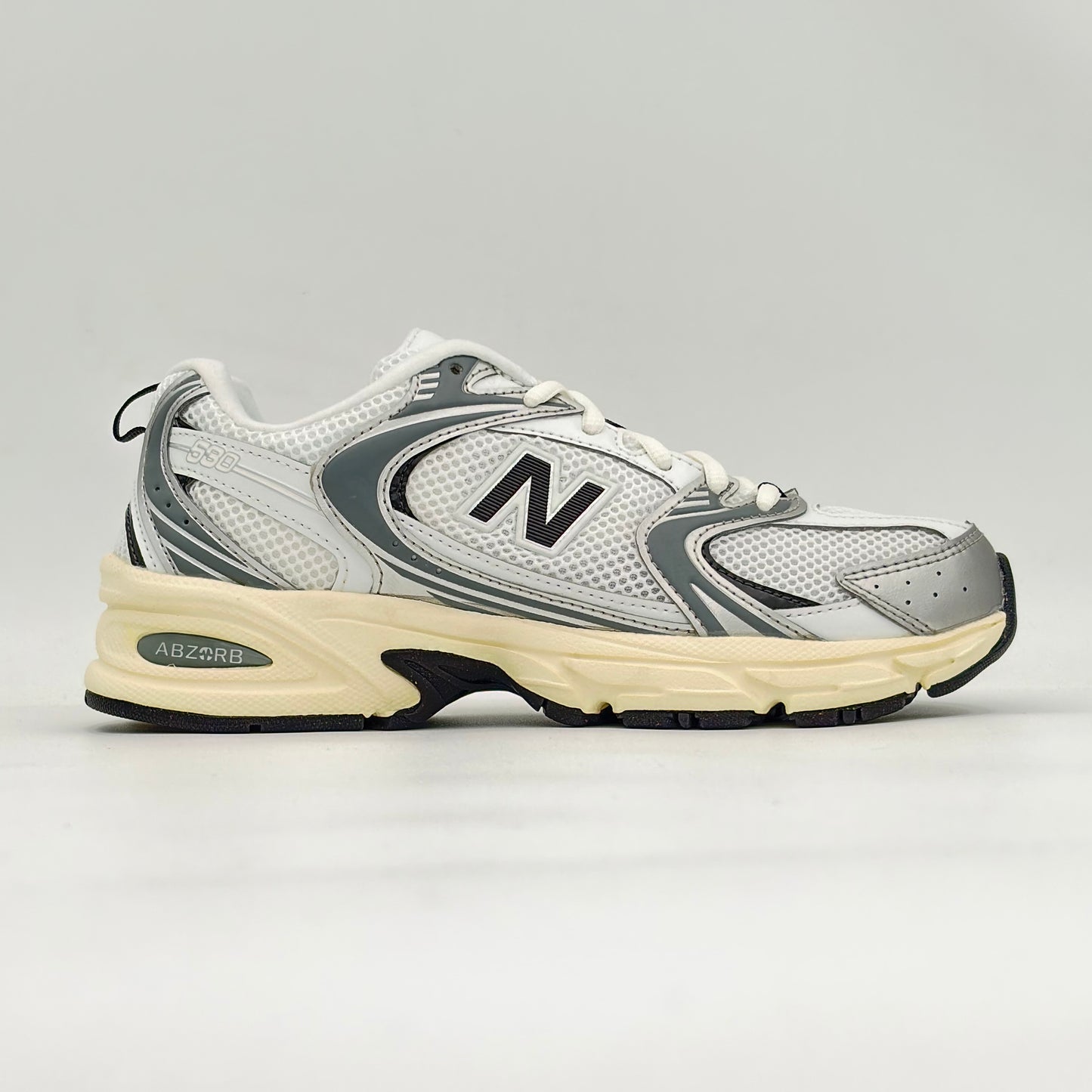 New Balance 530                       Silver Black