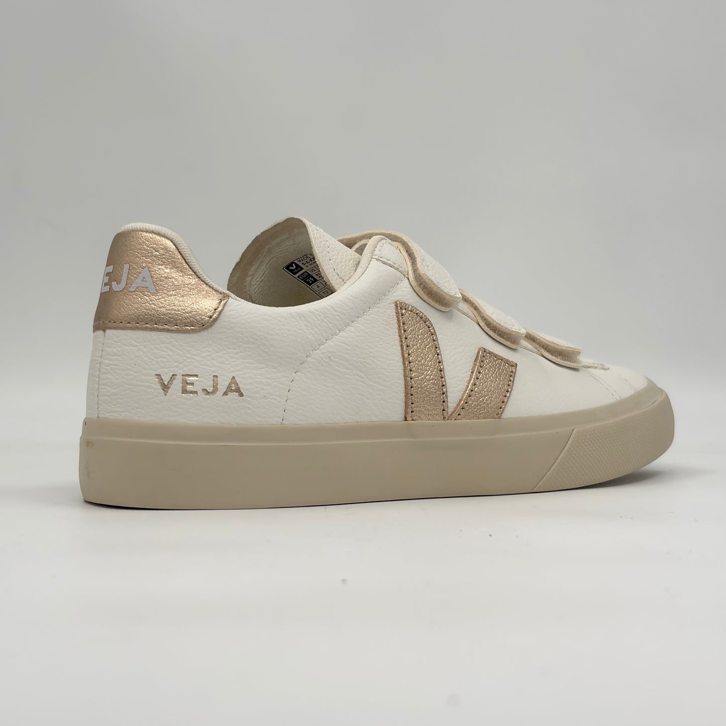 Veja Recife White Platine