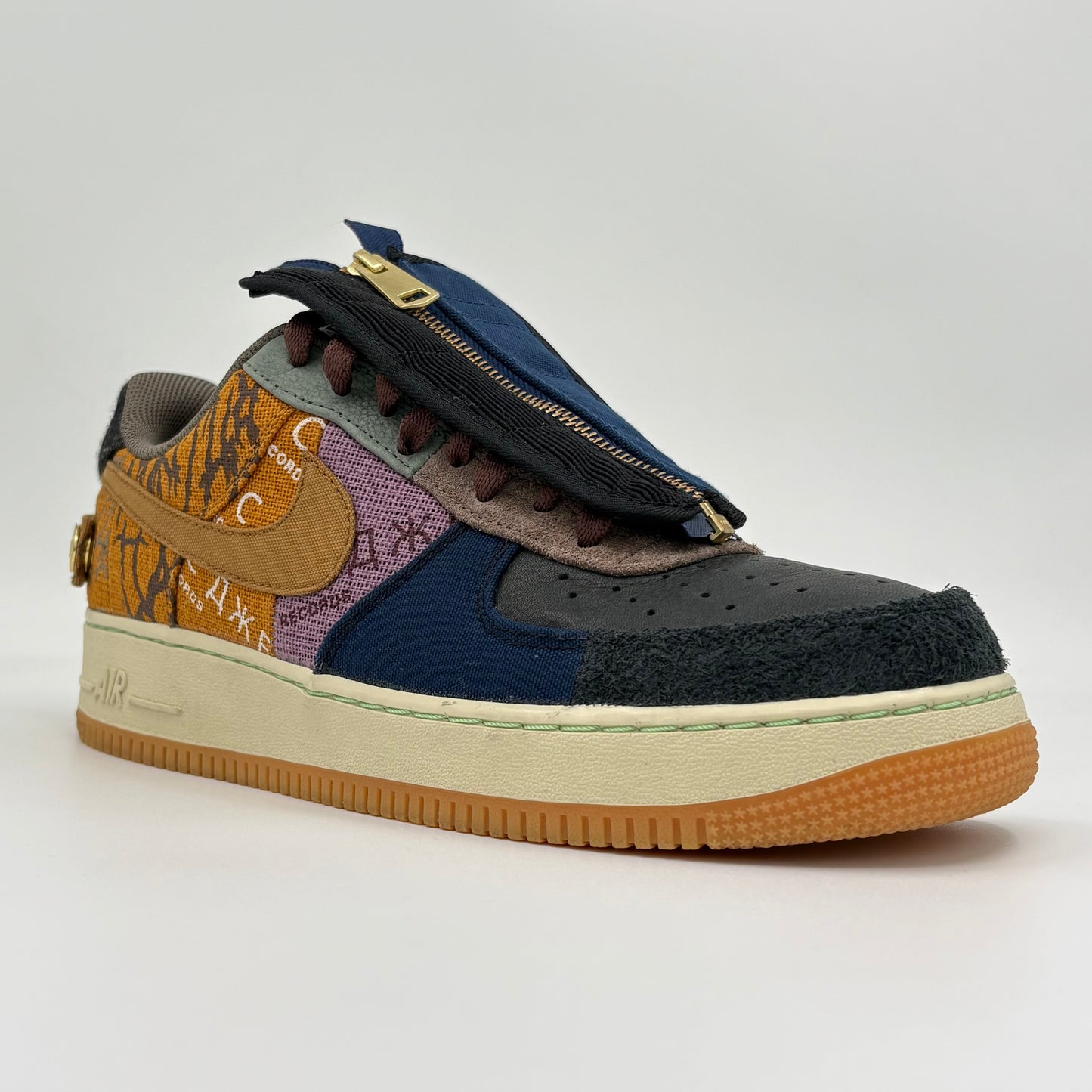 Nike Air Force 1 Low
Travis Scott Cactus Jack           (Pre-owned condition 9/10)