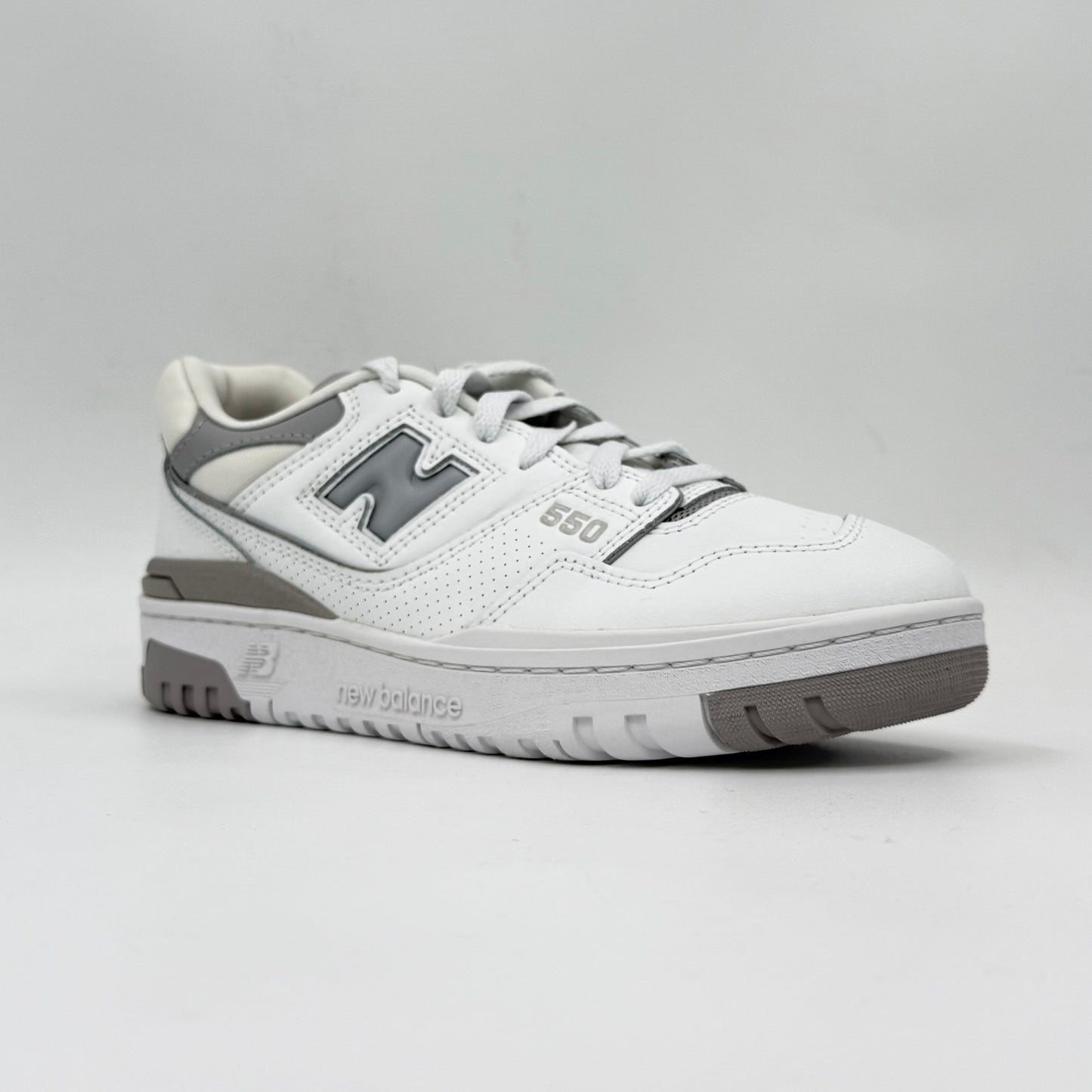 New Balance 550
White Juniper (Women's)