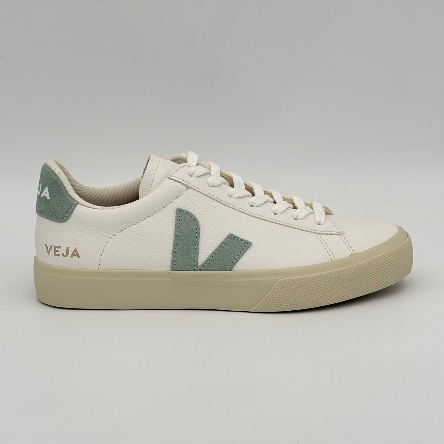 Veja Campo White Matcha