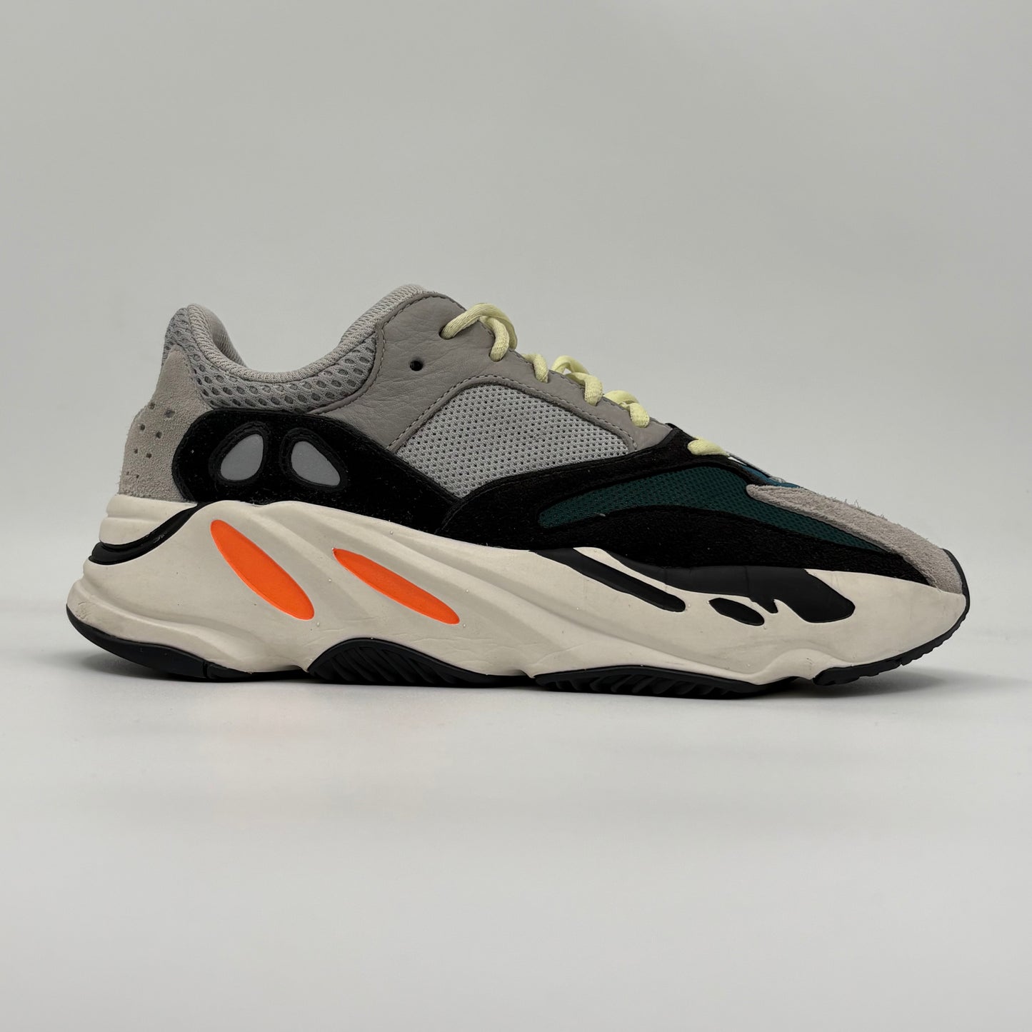 Adidas Yeezy Boost 700 Wave Runner Preloved